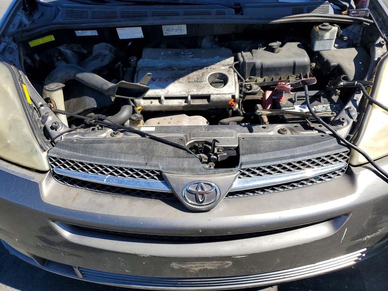 2005 Toyota Sienna Xle Limited 7 Passenger Серый vin: 5TDBA22C95S048867