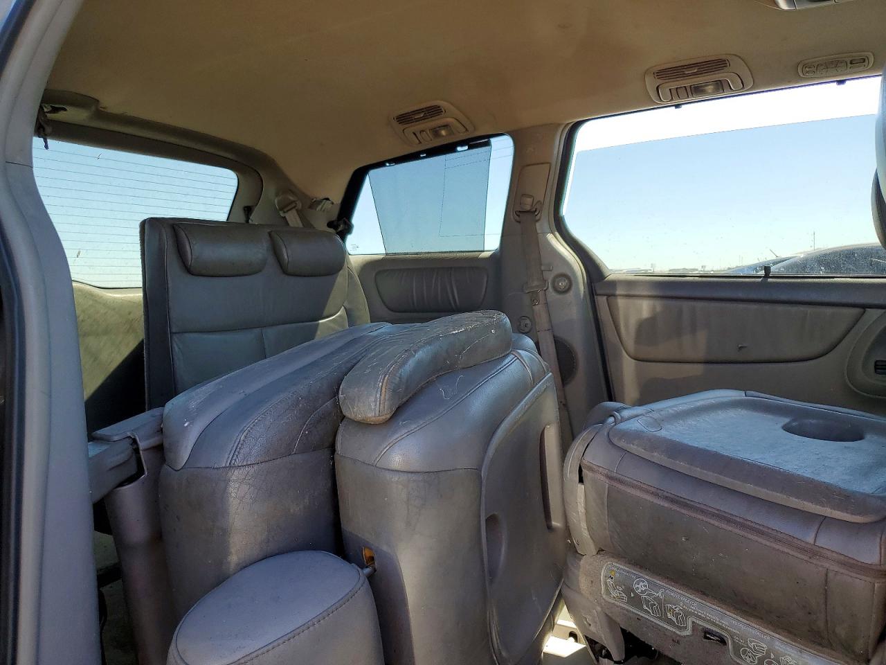 2005 Toyota Sienna Xle Limited 7 Passenger Серый vin: 5TDBA22C95S048867