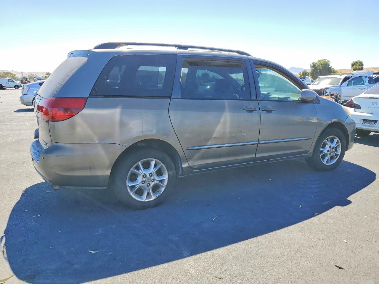 2005 Toyota Sienna Xle Limited 7 Passenger Серый vin: 5TDBA22C95S048867
