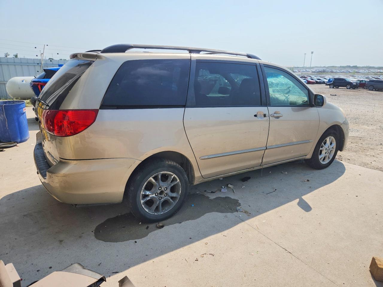 2006 Toyota Sienna Xle Limited 7 Passenger Tan vin: 5TDBA22C96S076928