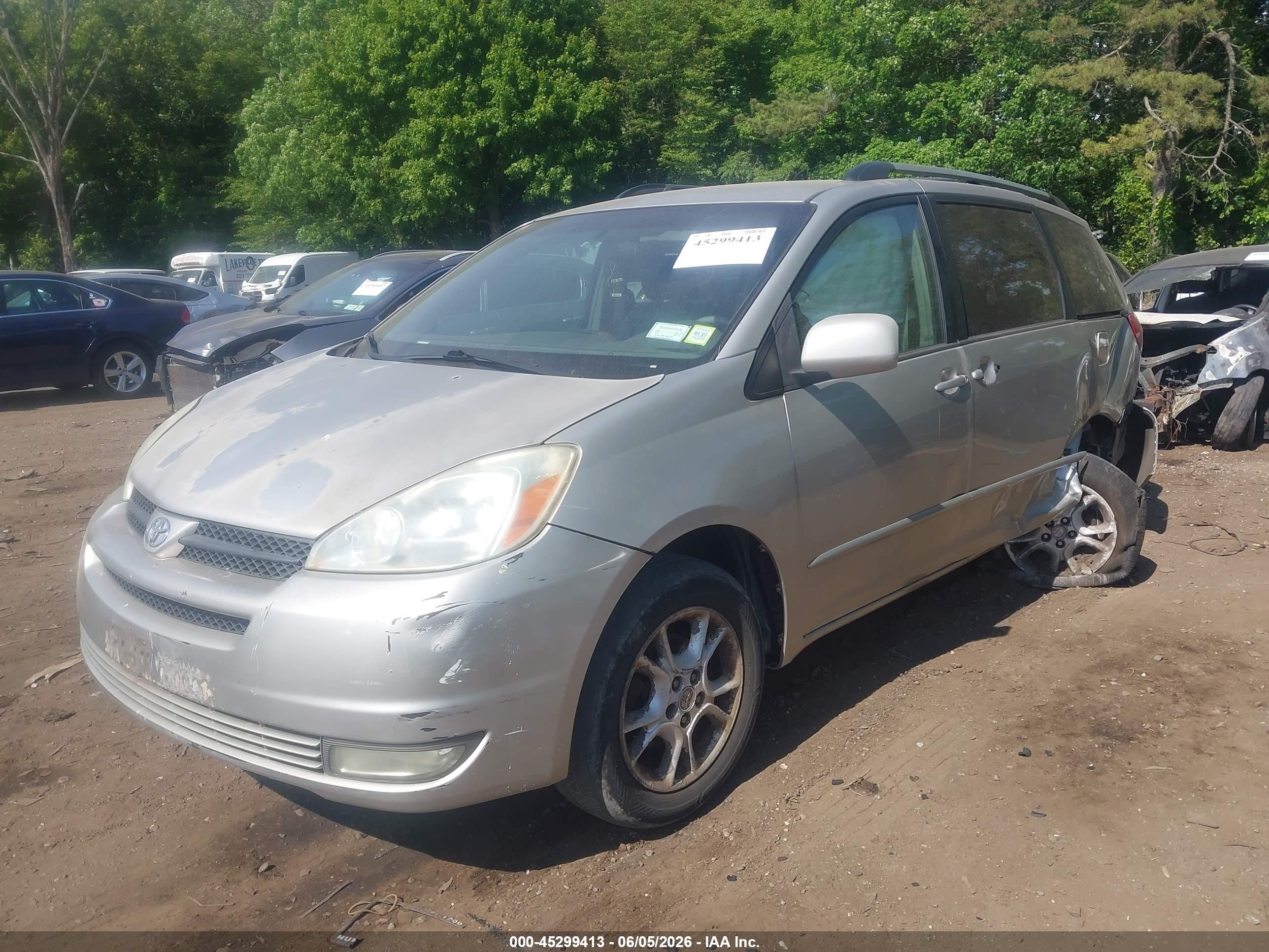 2004 Toyota Sienna Xle Gray vin: 5TDBA22CX4S001586