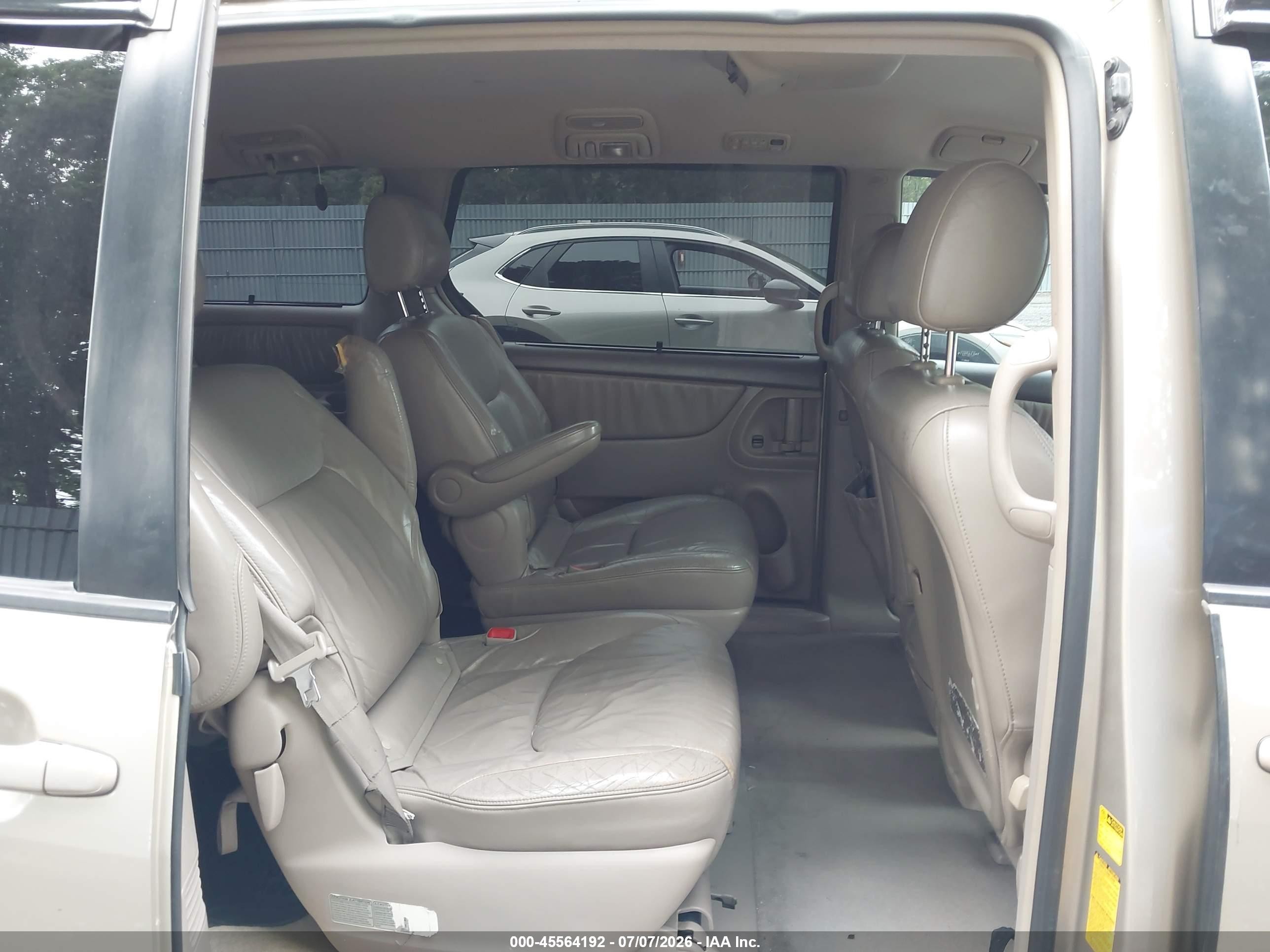 2004 Toyota Sienna Xle Tan vin: 5TDBA22CX4S022423