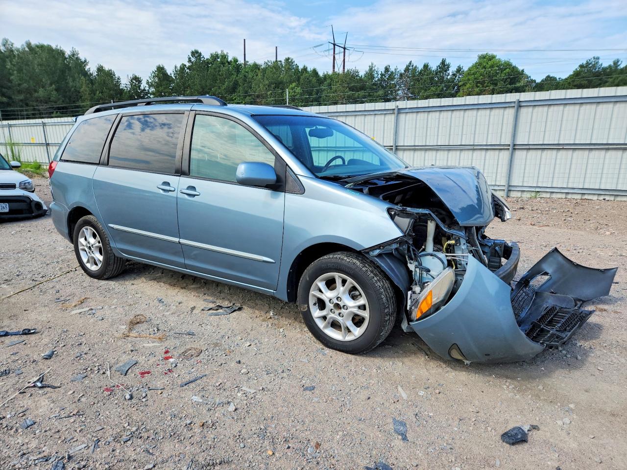 2005 Toyota Sienna Xle Limited 7 Passenger Blue vin: 5TDBA22CX5S029602