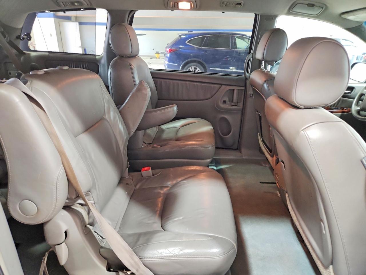 2005 Toyota Sienna Xle 7 Passenger Gray vin: 5TDBA22CX5S034850
