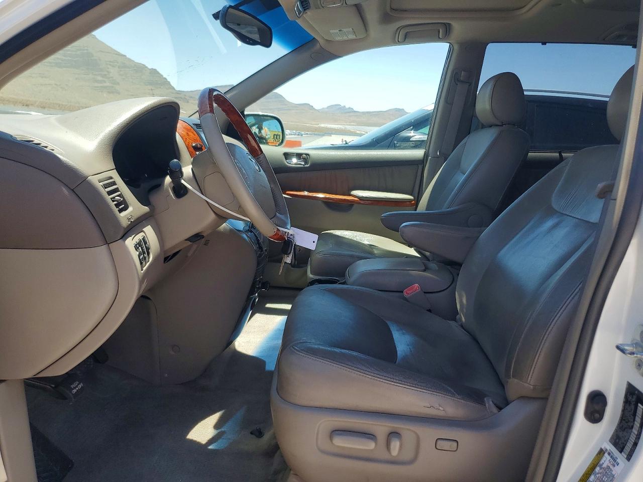 2006 Toyota Sienna Xle Limited 7 Passenger White vin: 5TDBA22CX6S054856