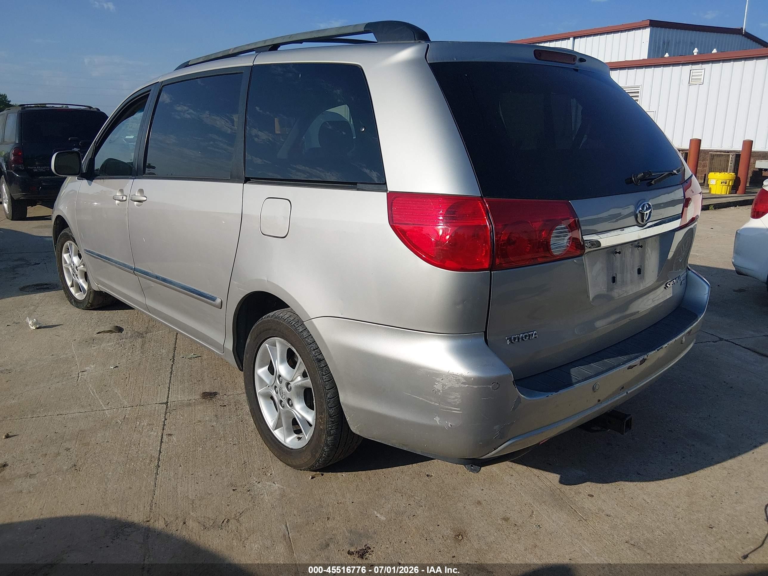 2006 Toyota Sienna Xle Limited Серебряный vin: 5TDBA22CX6S056154
