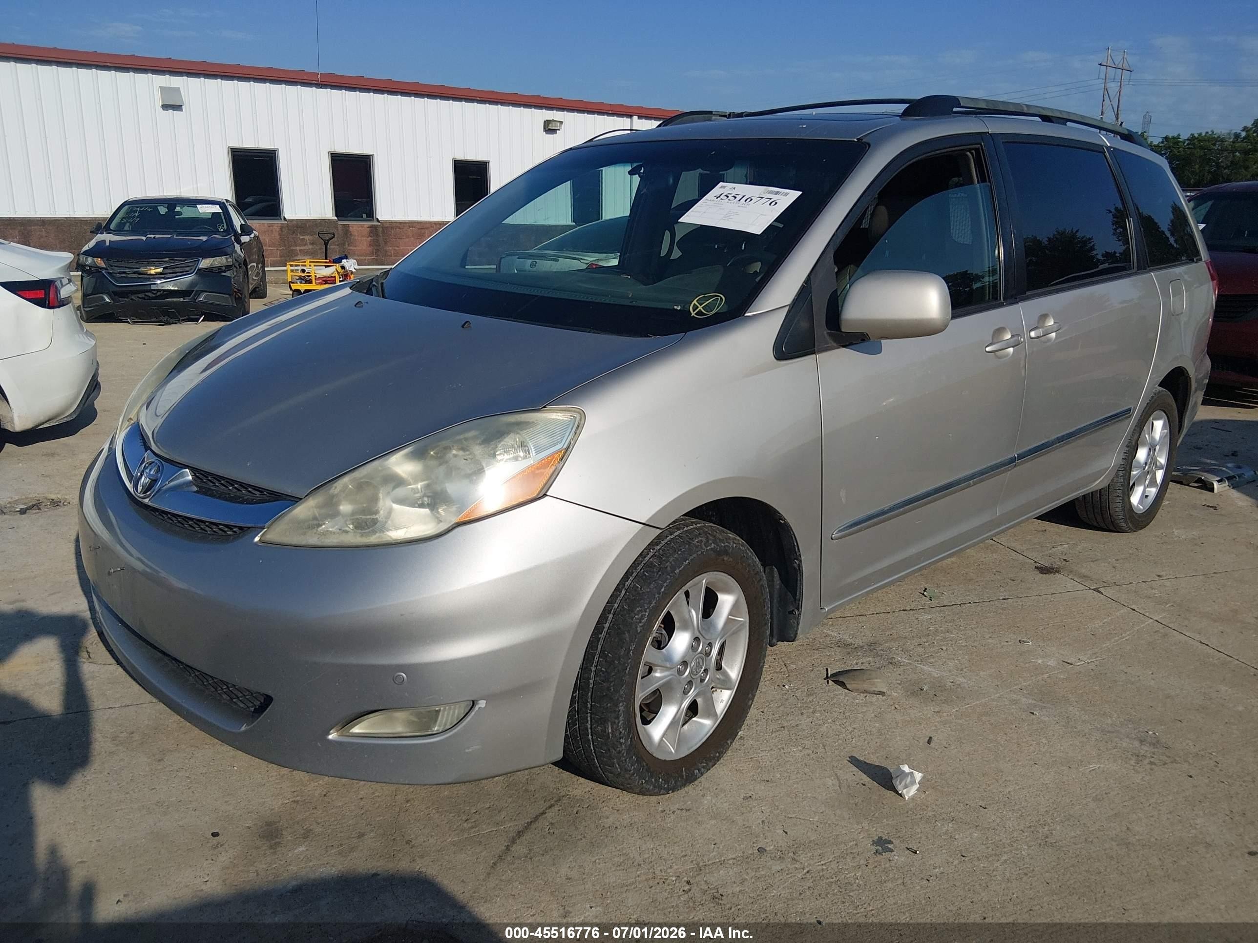 2006 Toyota Sienna Xle Limited Серебряный vin: 5TDBA22CX6S056154