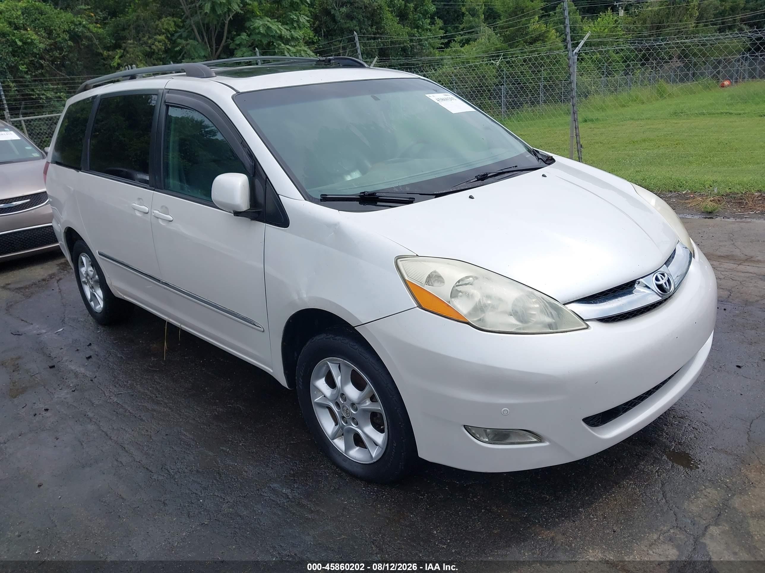2006 Toyota Sienna Xle Limited White vin: 5TDBA22CX6S072189