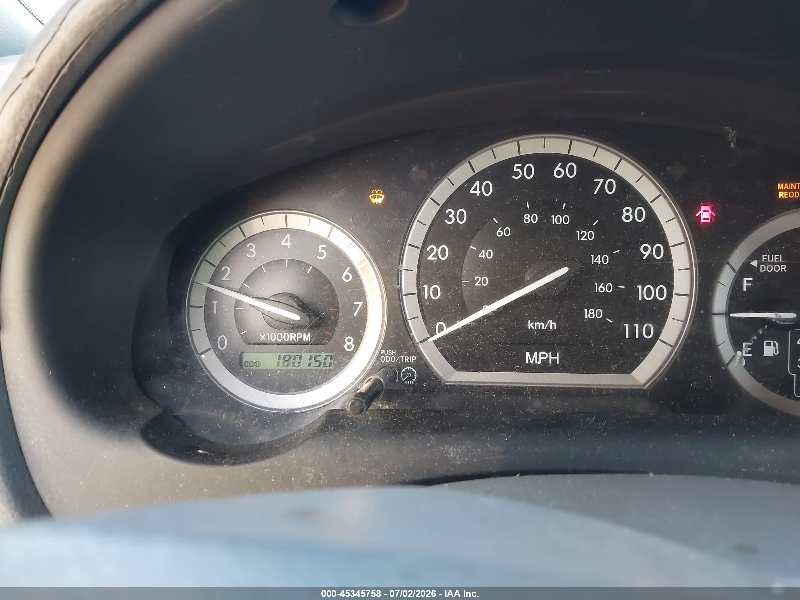 2005 Toyota Sienna Le Silver vin: 5TDBA23C05S053115