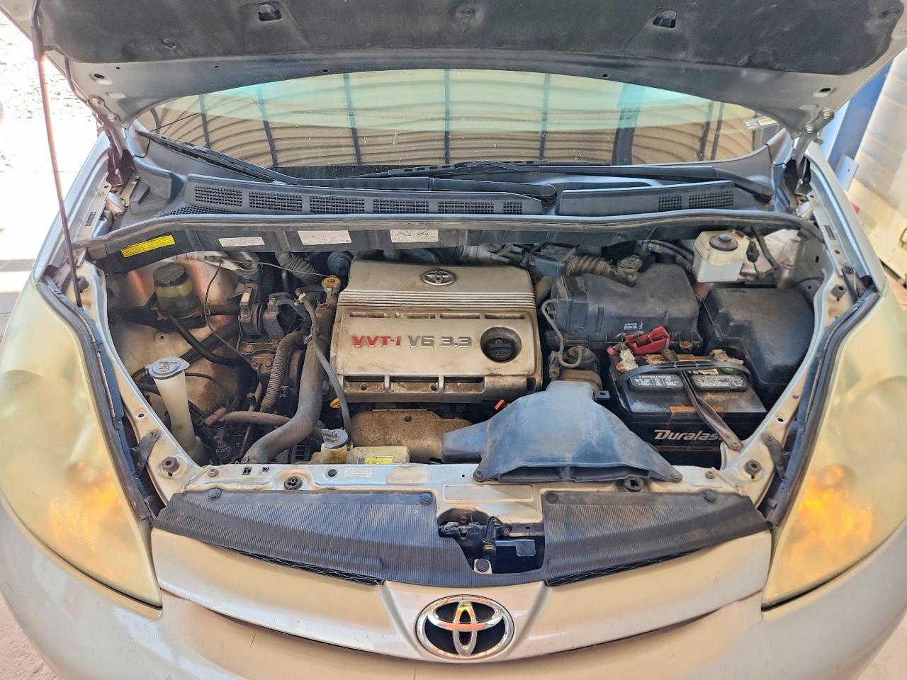 2006 Toyota Sienna Le Silver vin: 5TDBA23C06S057649
