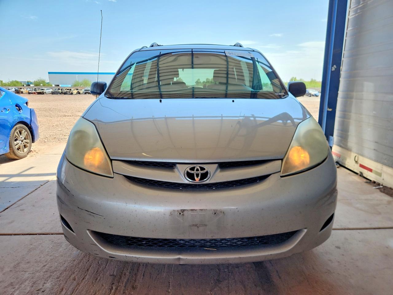 2006 Toyota Sienna Le Silver vin: 5TDBA23C06S057649