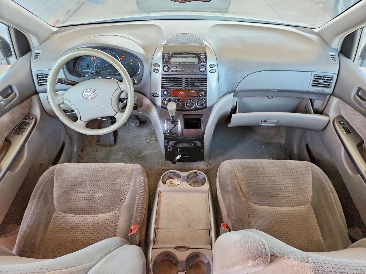 2006 Toyota Sienna Le Silver vin: 5TDBA23C06S057649