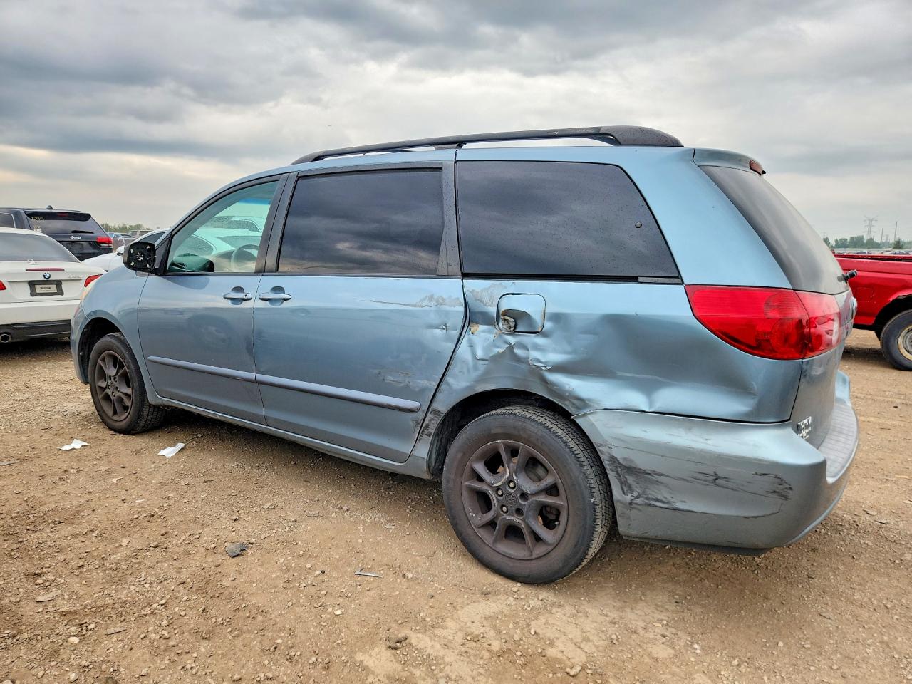 2006 Toyota Sienna Le Синий vin: 5TDBA23C06S067176