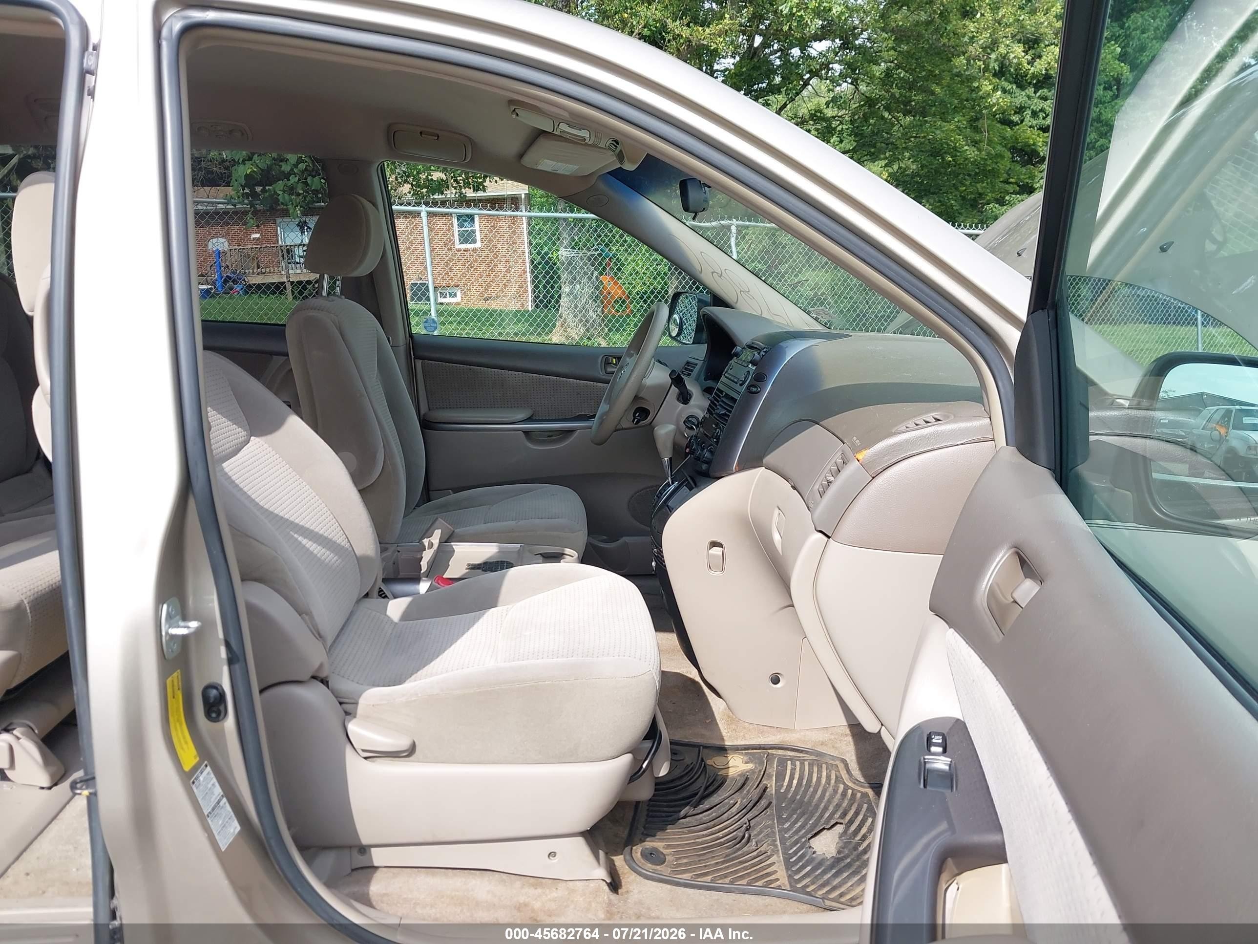 2006 Toyota Sienna Le Gold vin: 5TDBA23C16S055571
