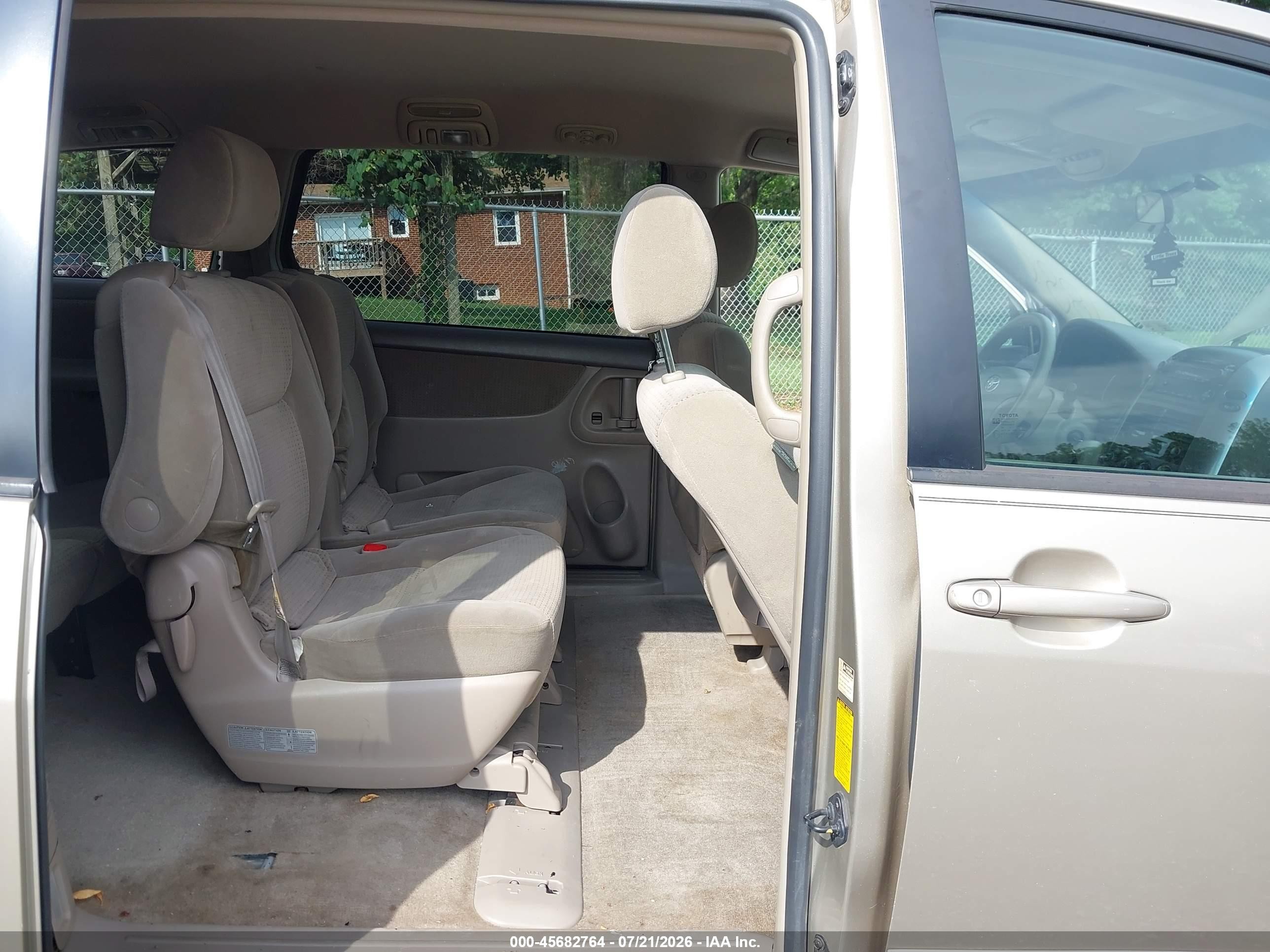 2006 Toyota Sienna Le Gold vin: 5TDBA23C16S055571