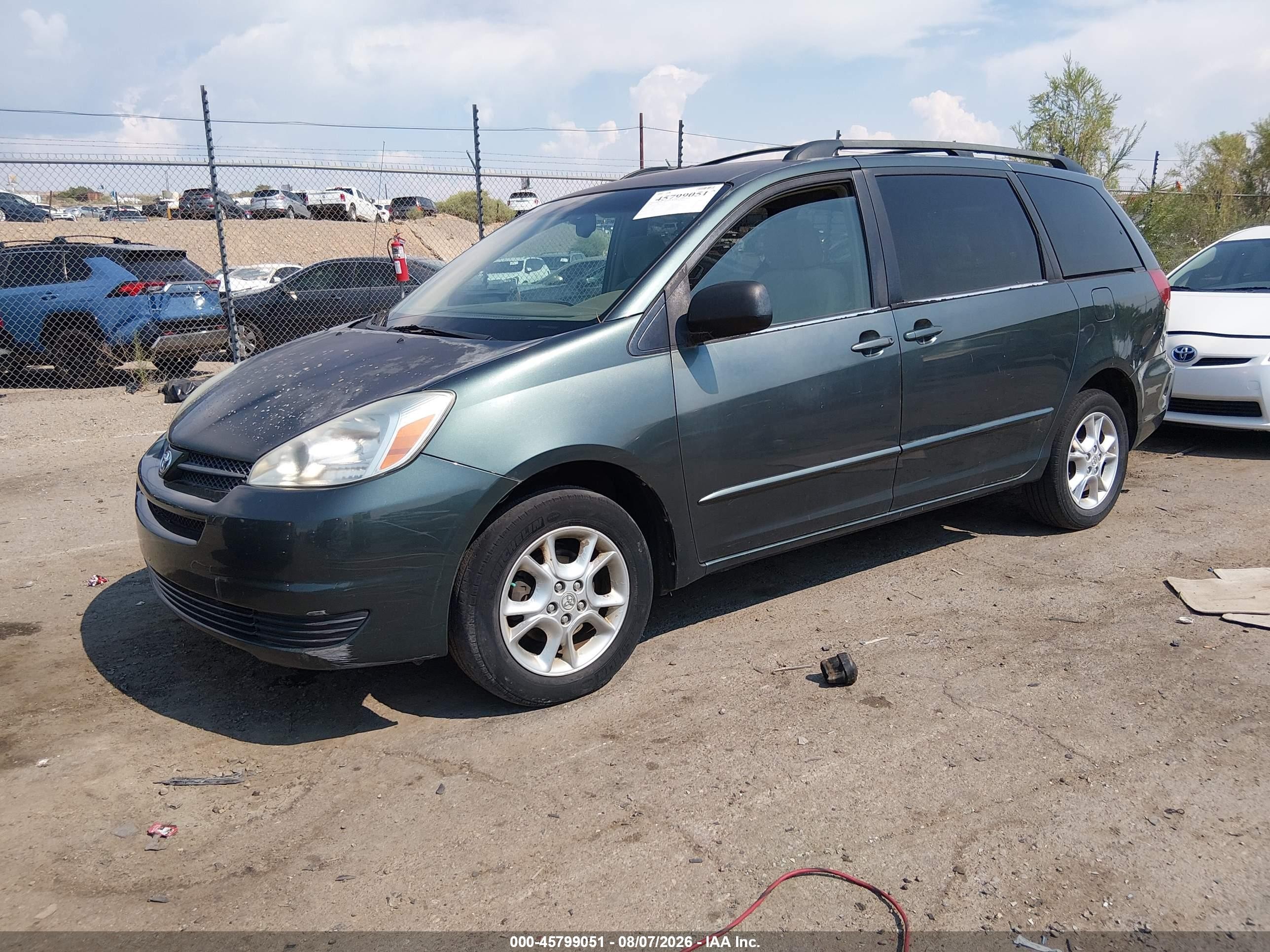 2004 Toyota Sienna Le Gray vin: 5TDBA23C24S023340