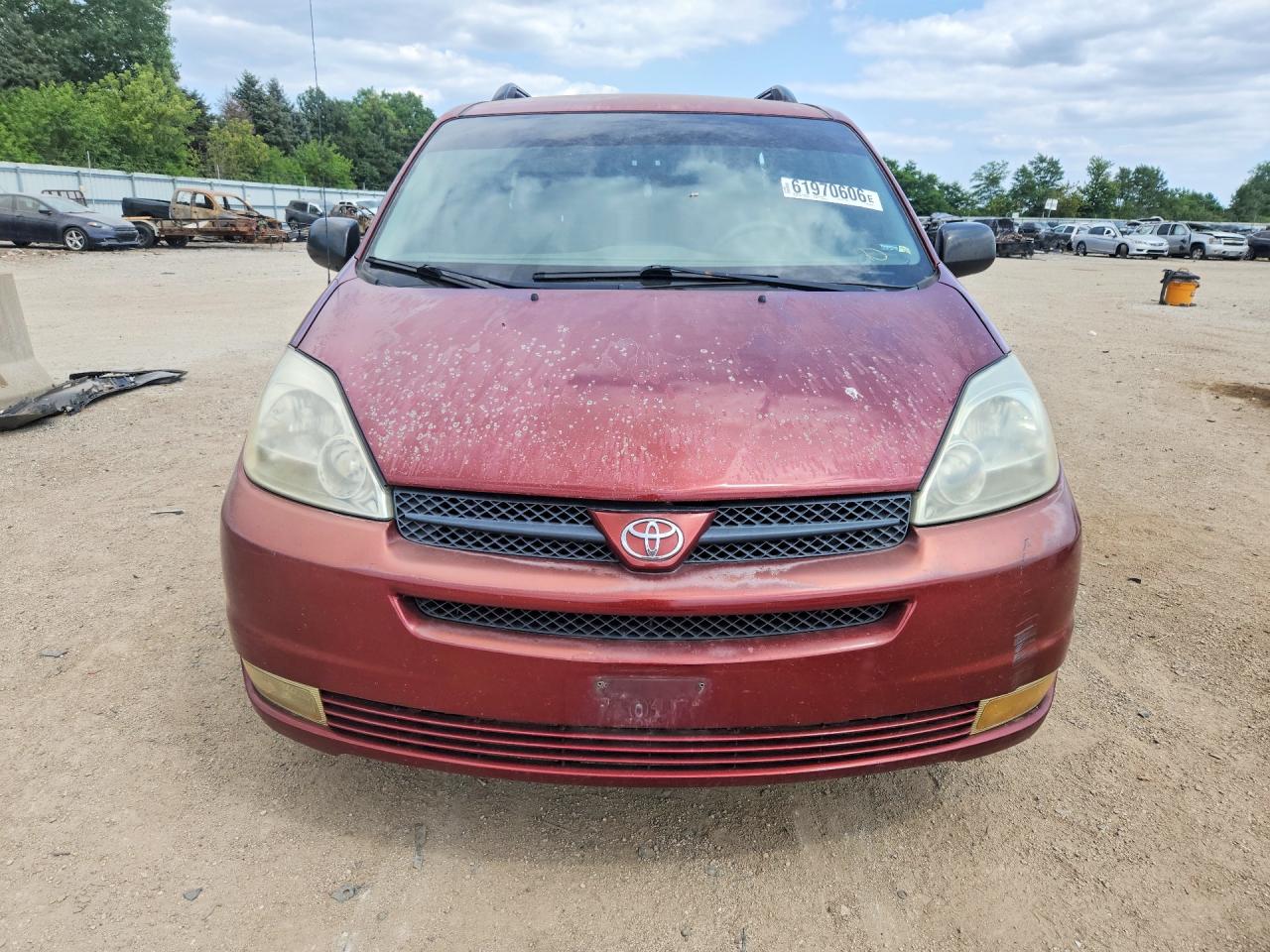 2004 Toyota Sienna Le Red vin: 5TDBA23C24S027646