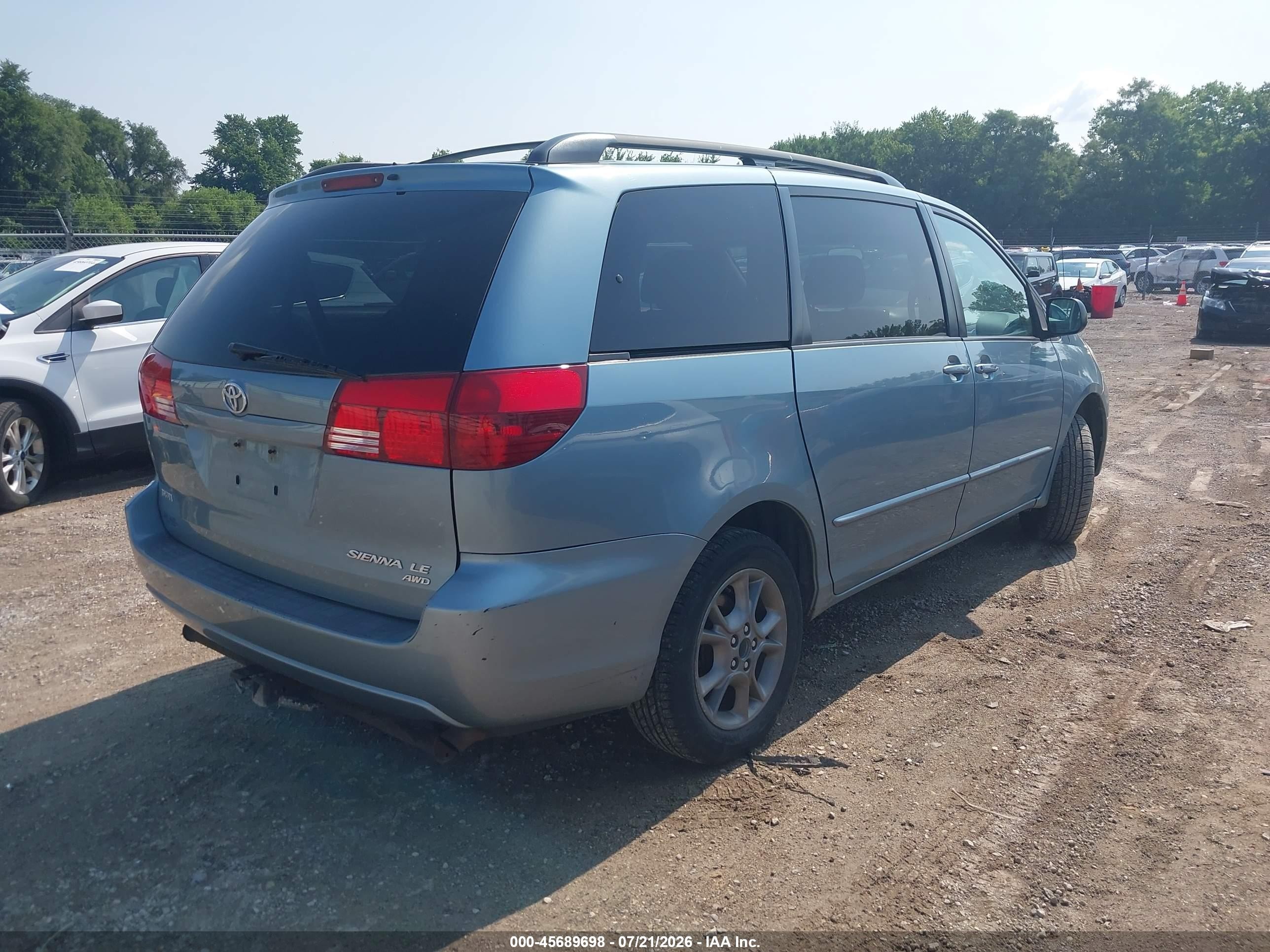 2005 Toyota Sienna Le Light Blue vin: 5TDBA23C45S049178