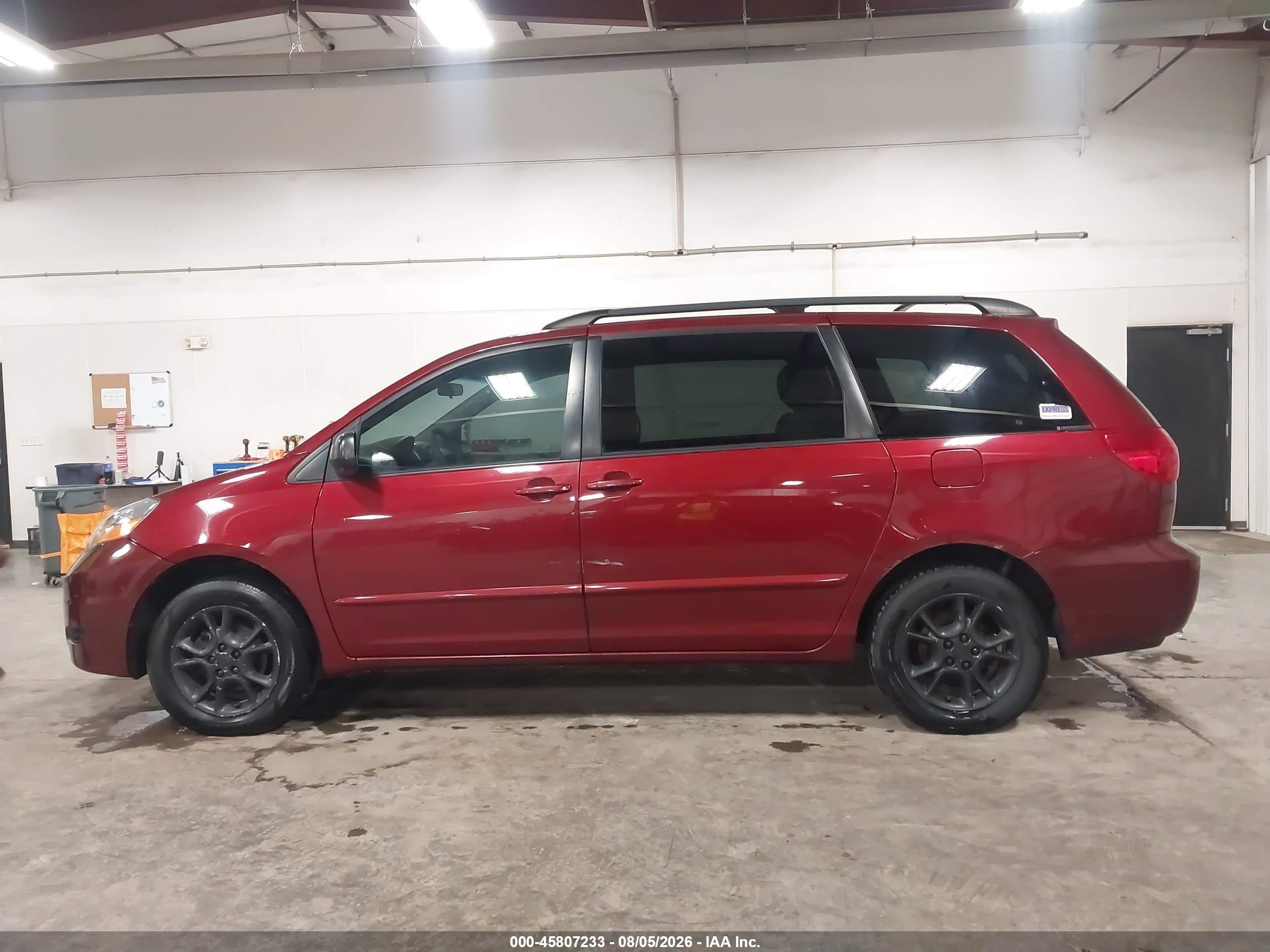 2006 Toyota Sienna Le Red vin: 5TDBA23C46S076446