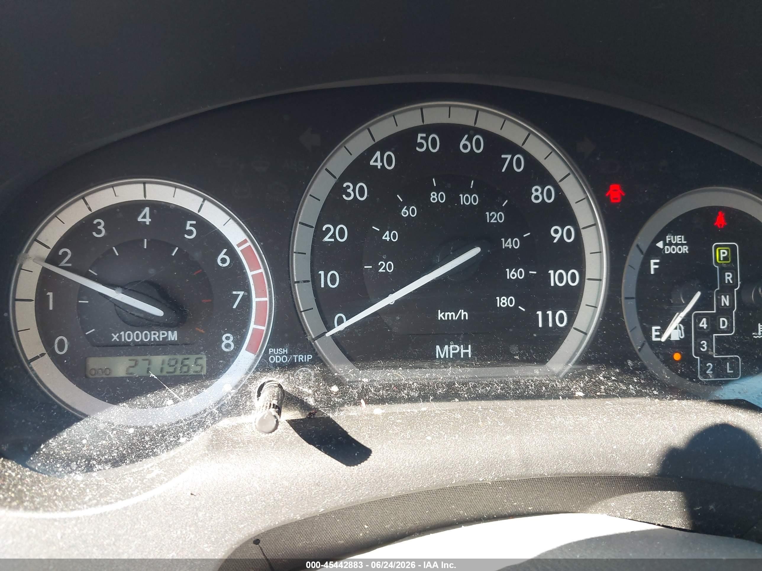 2004 Toyota Sienna Le Gray vin: 5TDBA23C54S021663