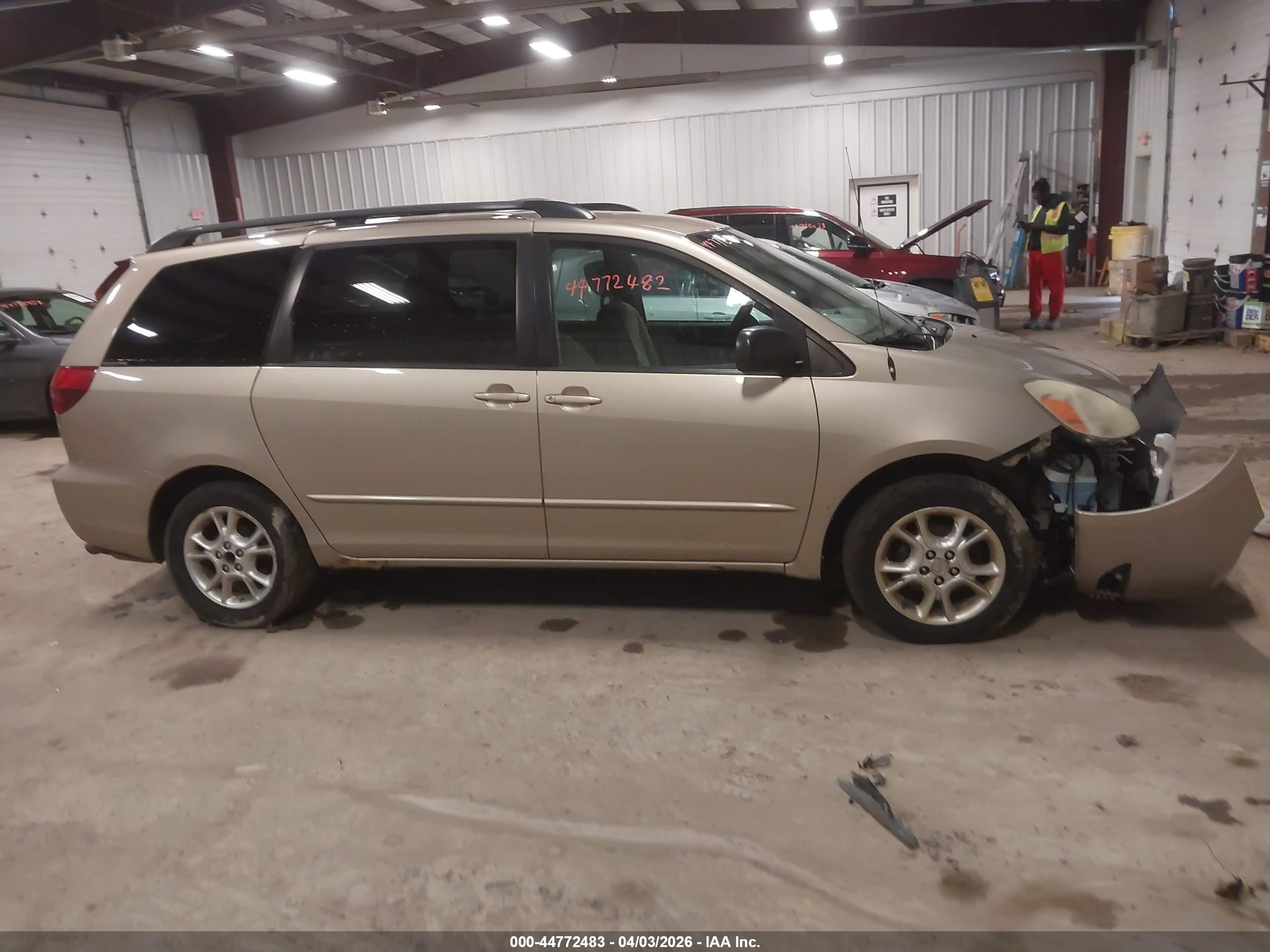 2005 Toyota Sienna Le Gold vin: 5TDBA23C55S030963