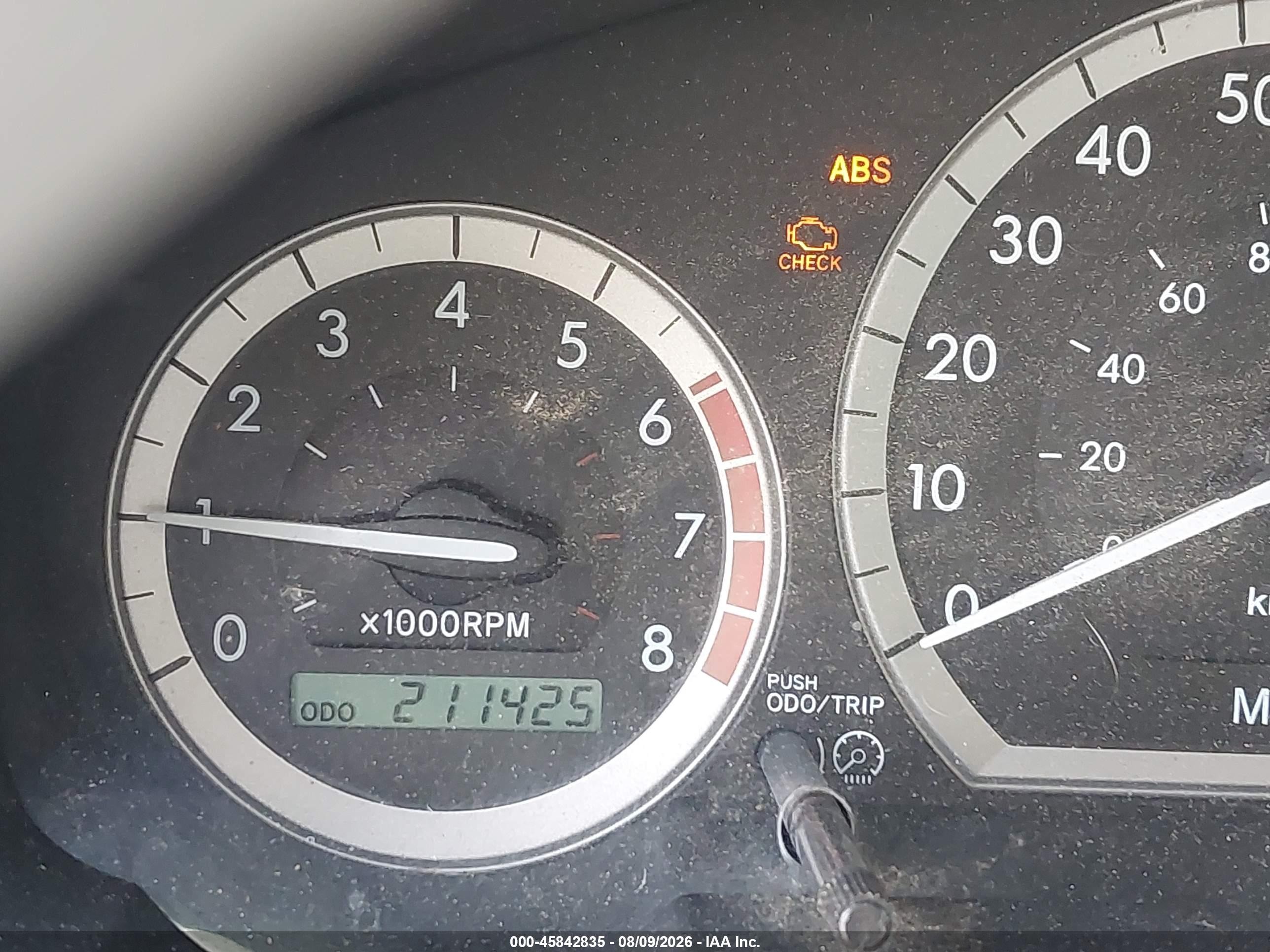 2005 Toyota Sienna Le Green vin: 5TDBA23C75S045397