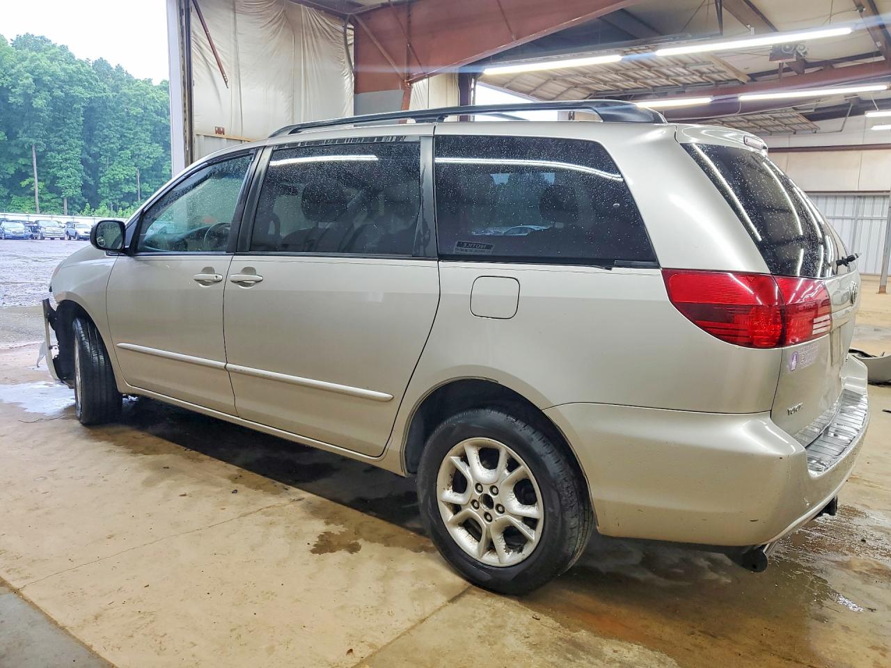 2005 Toyota Sienna Le Серебряный vin: 5TDBA23C75S052768