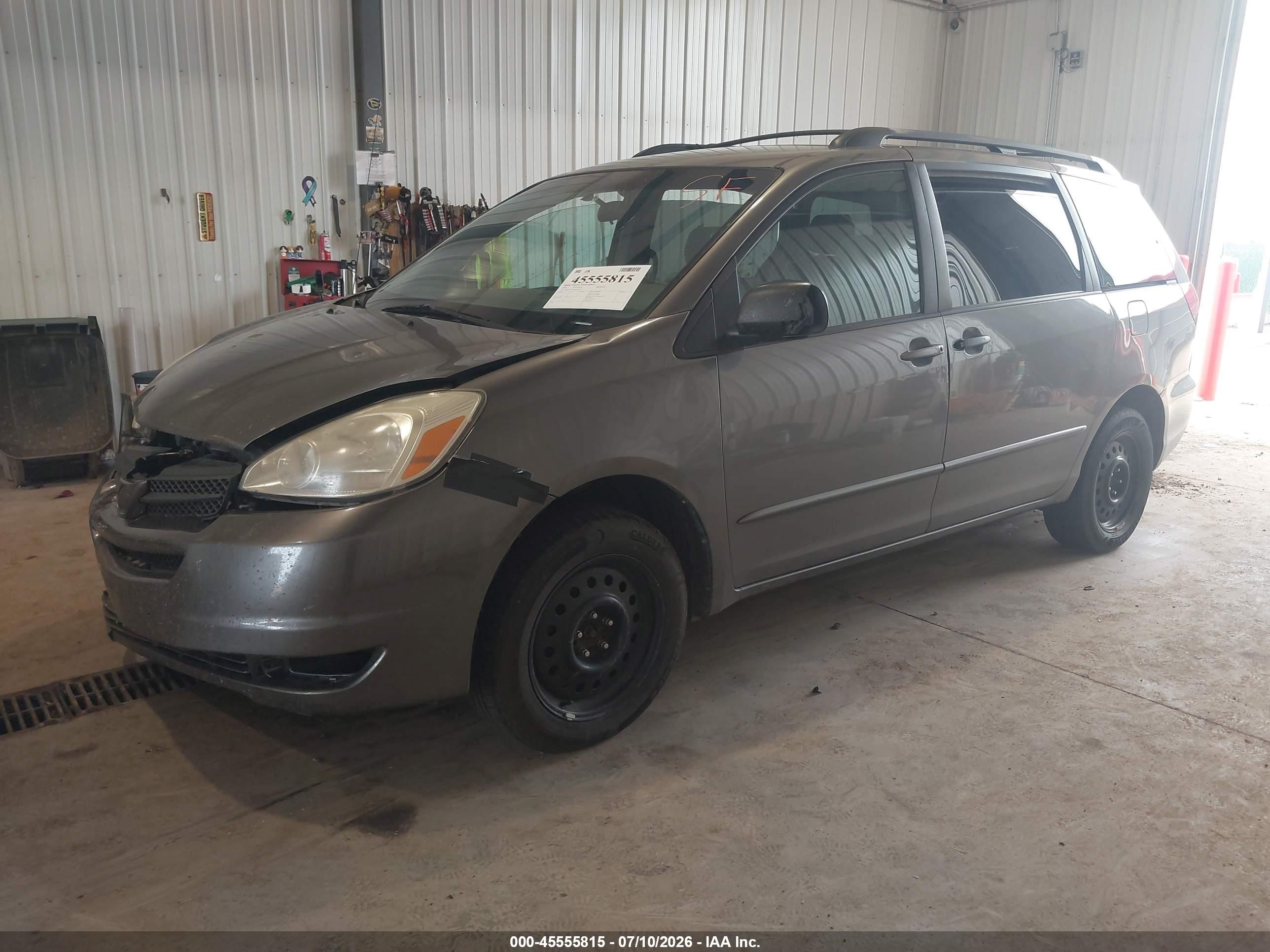 2004 Toyota Sienna Le Gray vin: 5TDBA23C84S005876