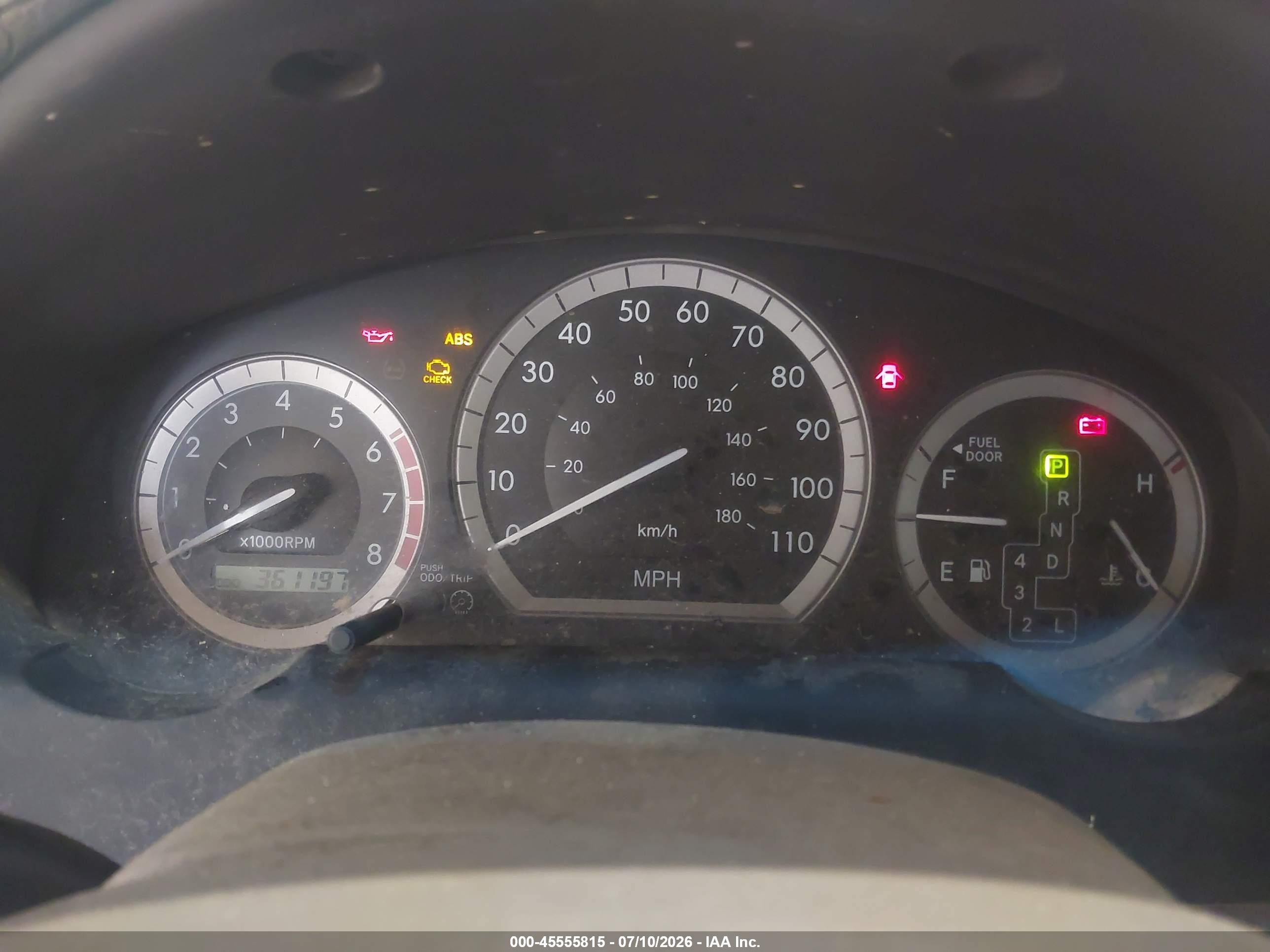2004 Toyota Sienna Le Gray vin: 5TDBA23C84S005876