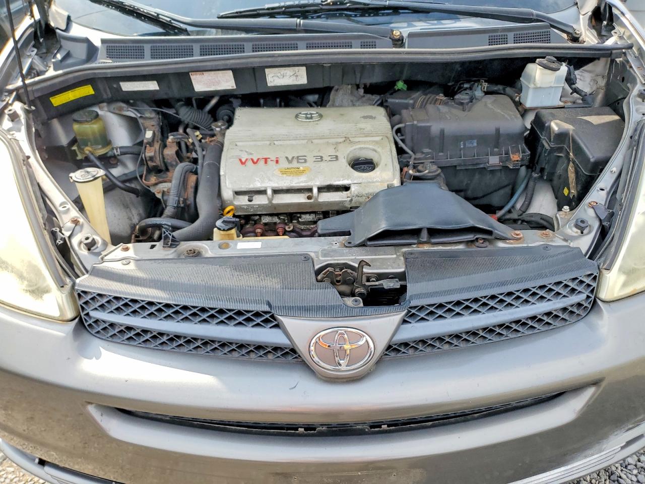 2005 Toyota Sienna Le Gray vin: 5TDBA23C85S037440