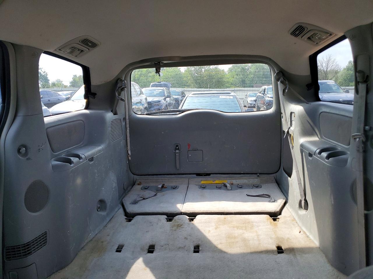 2005 Toyota Sienna Le Gray vin: 5TDBA23C85S037440