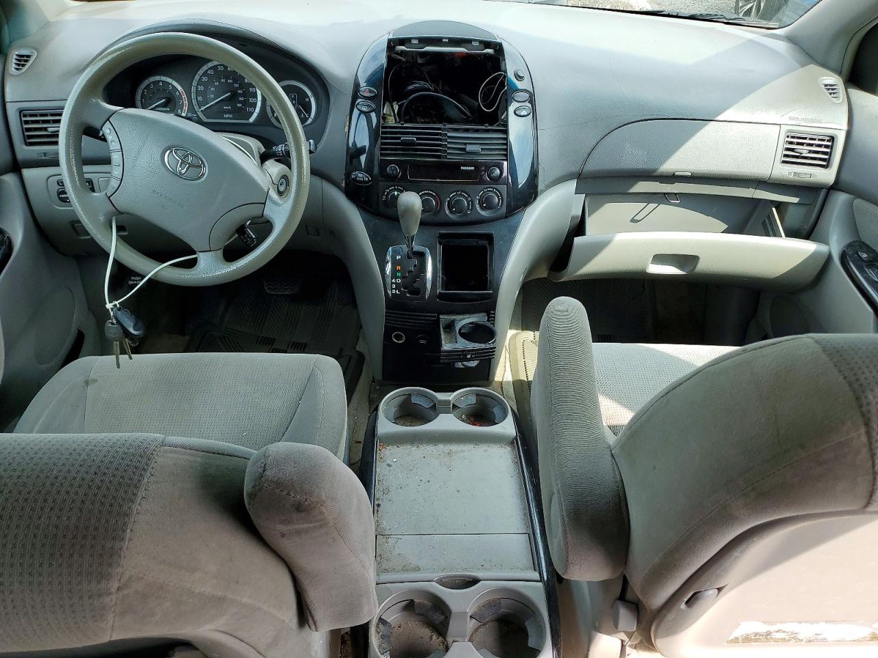 2005 Toyota Sienna Le Gray vin: 5TDBA23C85S037440