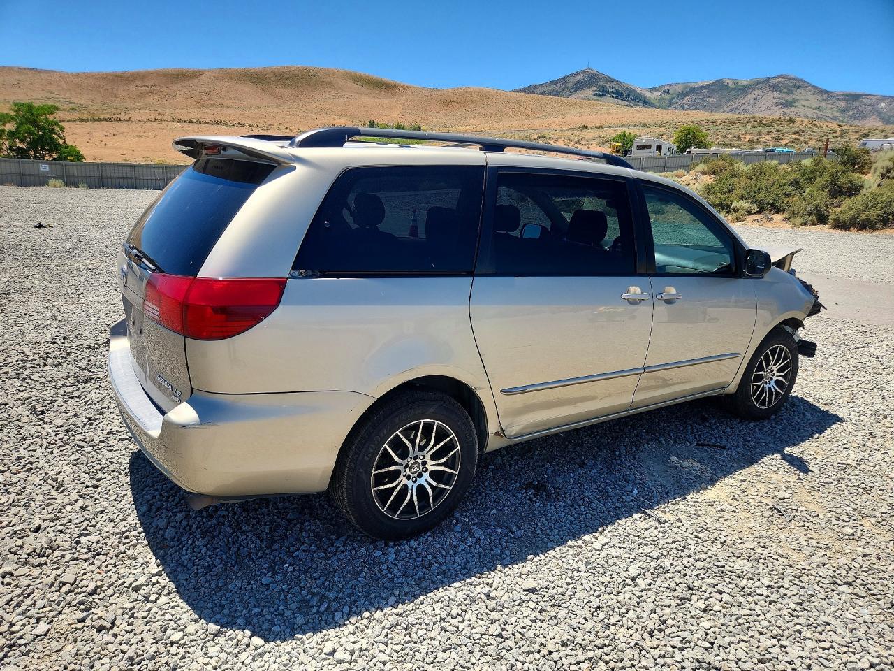 2005 Toyota Sienna Le Gold vin: 5TDBA23C95S029010