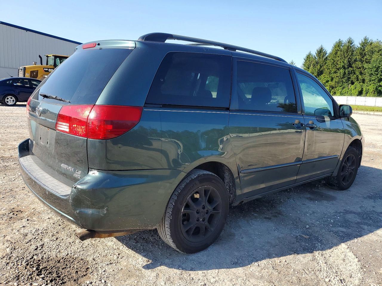 2005 Toyota Sienna Le Green vin: 5TDBA23C95S039102