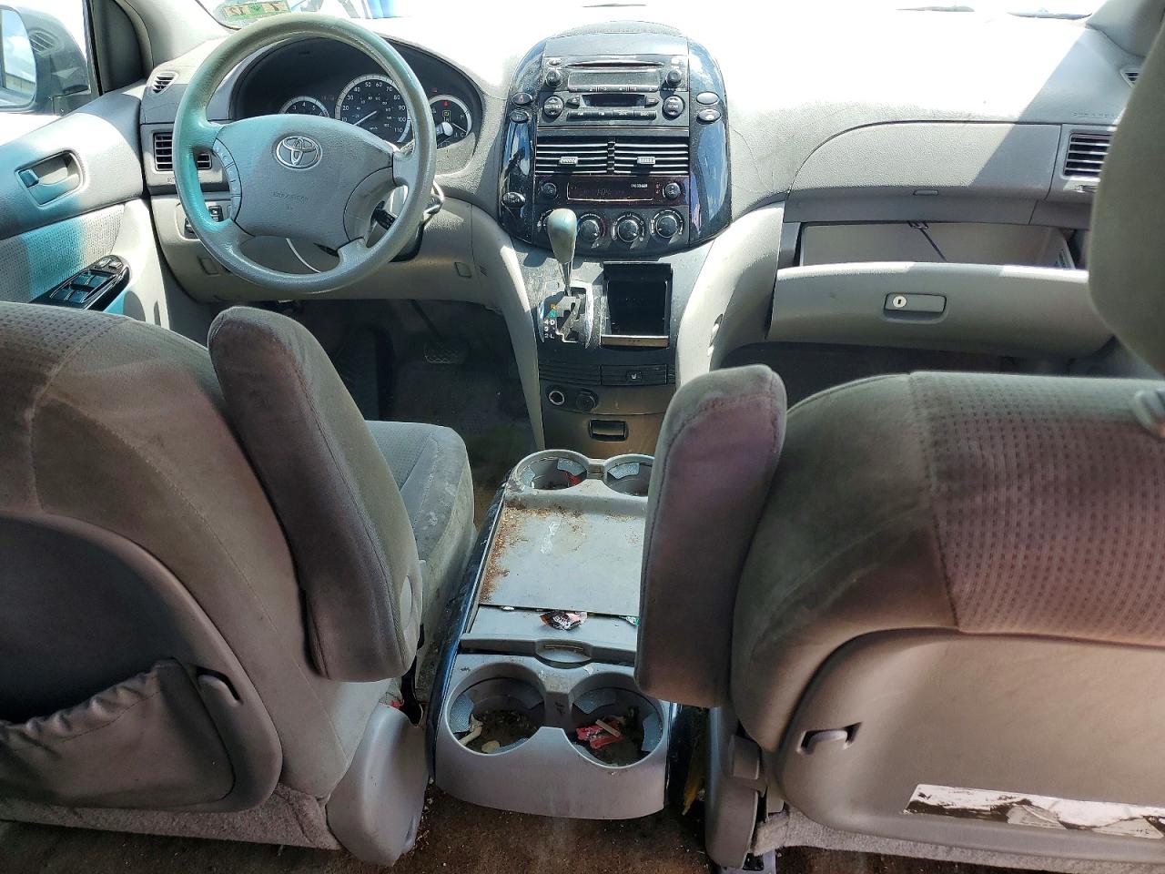 2005 Toyota Sienna Le Blue vin: 5TDBA23CX5S036497
