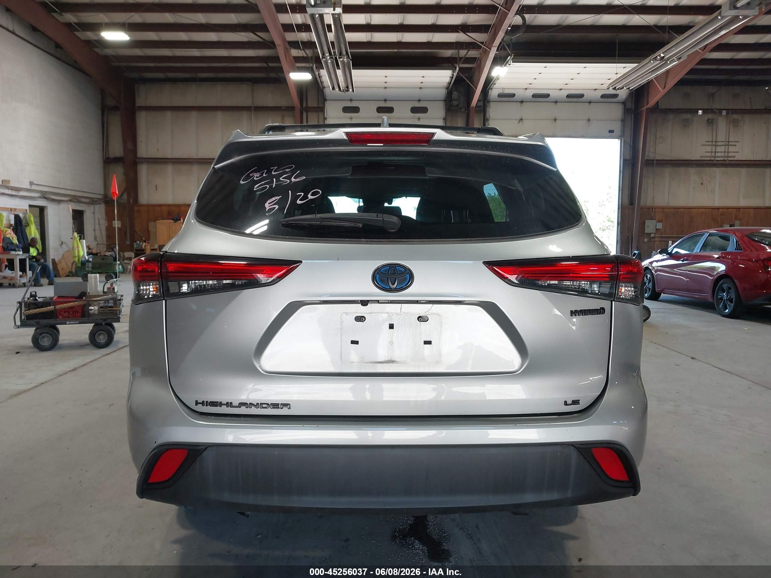 2021 Toyota Highlander Hybrid Le Silver vin: 5TDBBRCH8MS533404