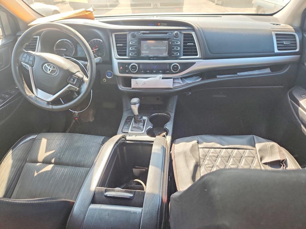2015 Toyota Highlander Hybrid White vin: 5TDBCRFH0FS011846