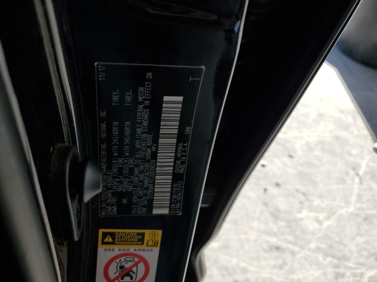 2018 Toyota Highlander Hybrid Черный vin: 5TDBGRFH2JS039029