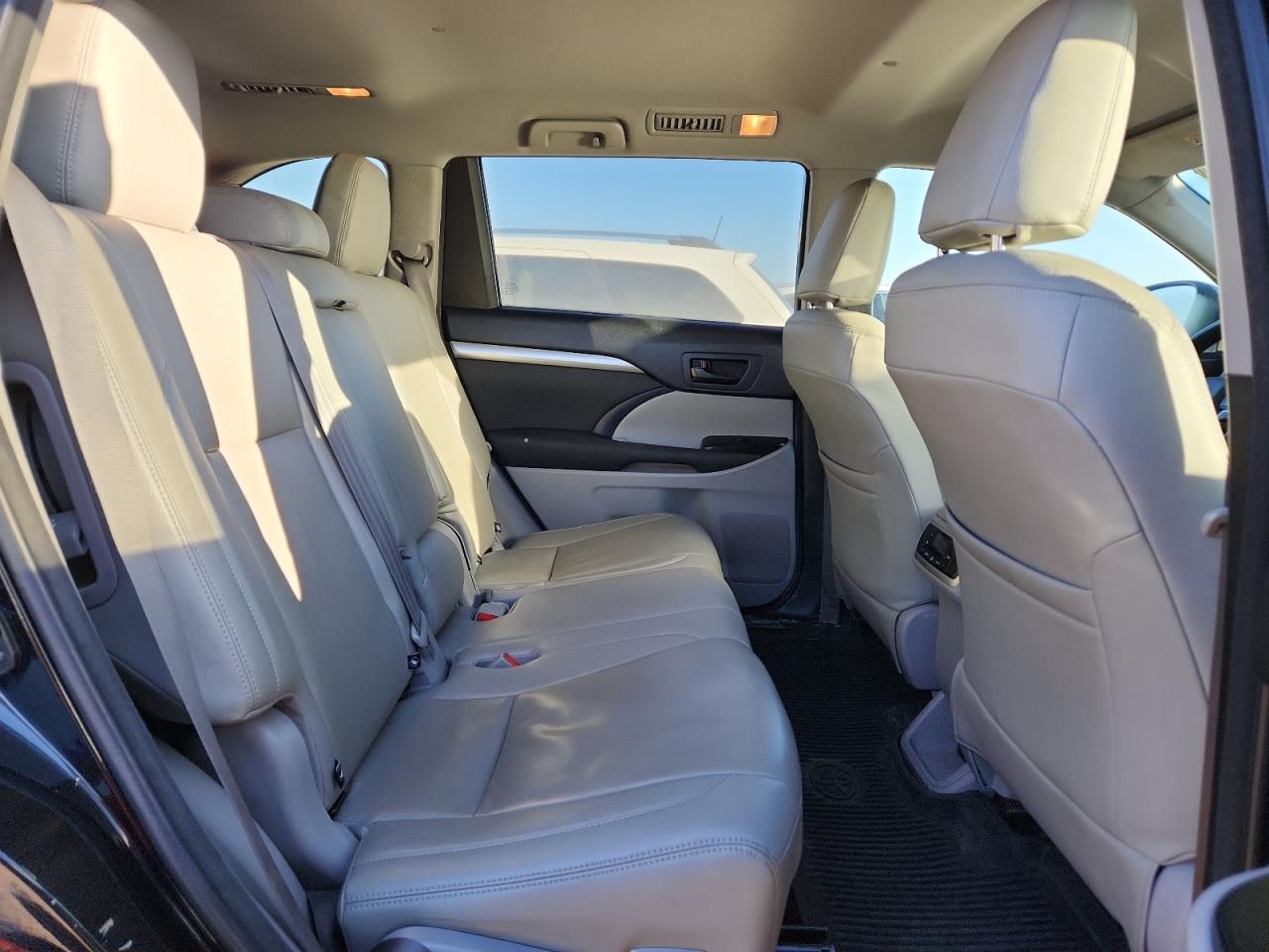 2018 Toyota Highlander Hybrid Черный vin: 5TDBGRFH2JS041718