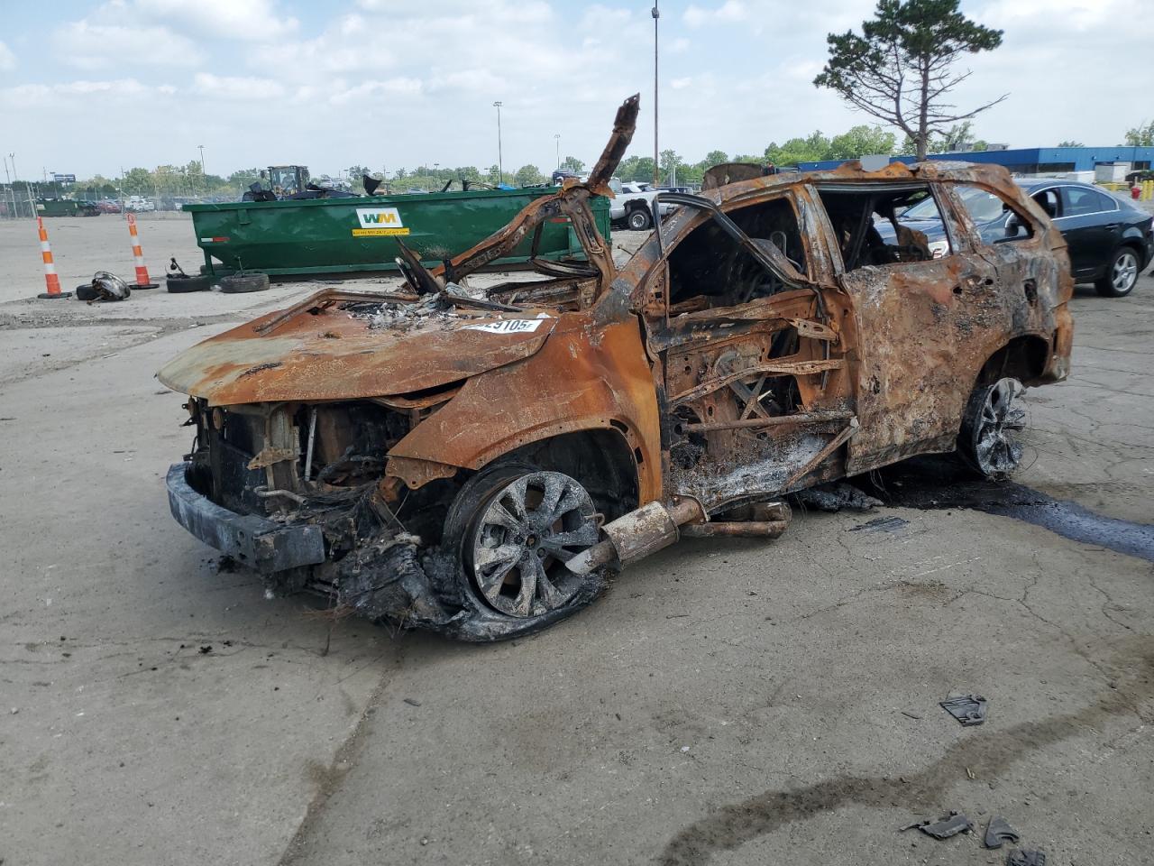 2018 Toyota Highlander Hybrid Burn vin: 5TDBGRFH6JS048882