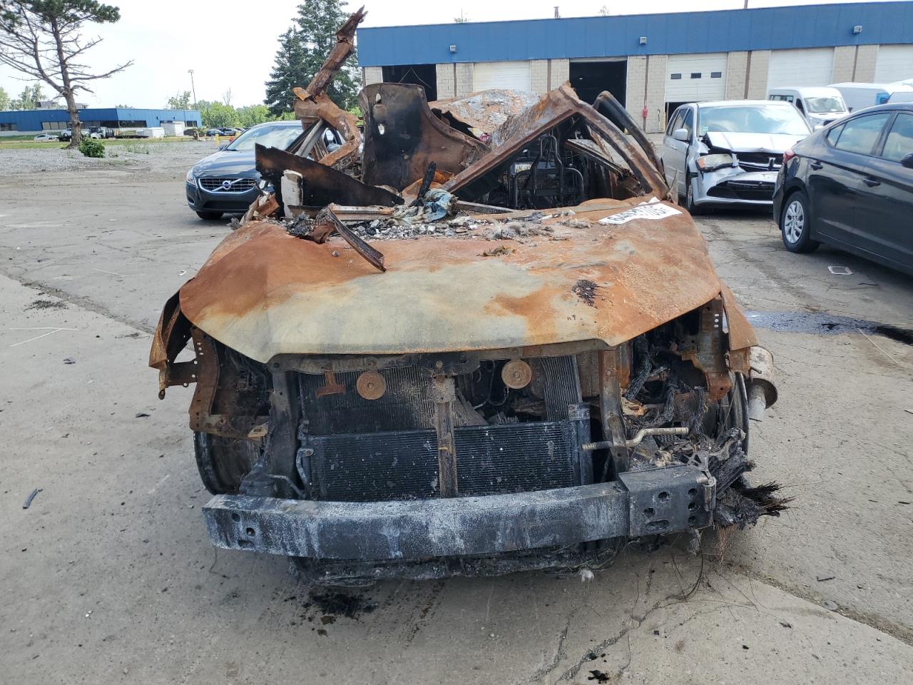 2018 Toyota Highlander Hybrid Burn vin: 5TDBGRFH6JS048882