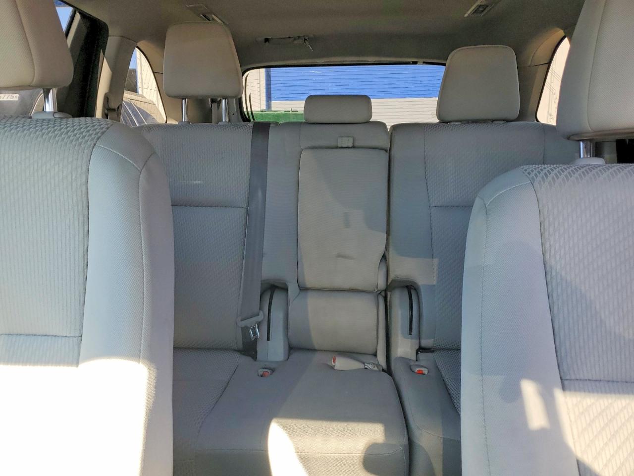 2017 Toyota Highlander White vin: 5TDBGRFH7HS028652