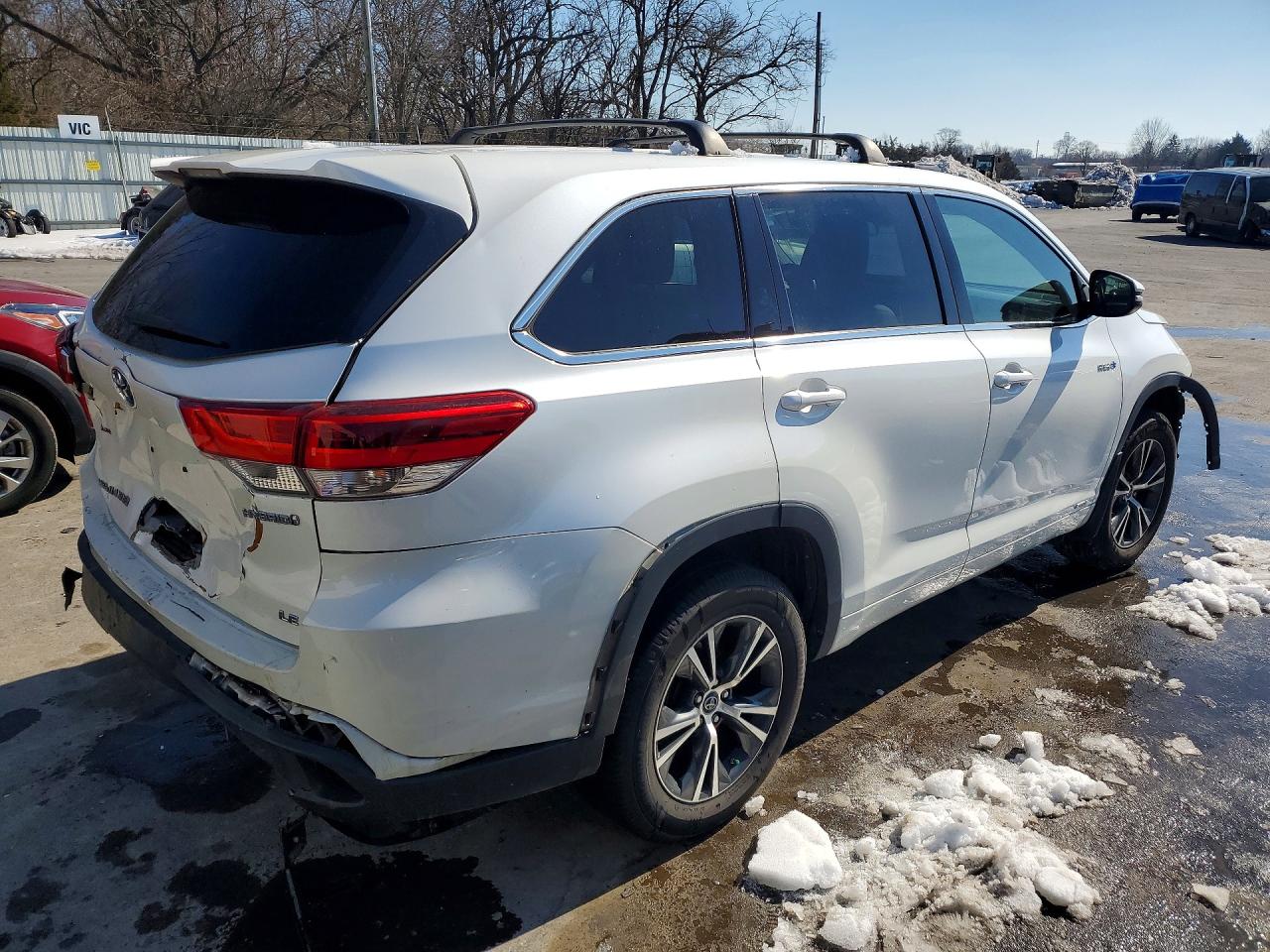 2017 Toyota Highlander White vin: 5TDBGRFH7HS028652