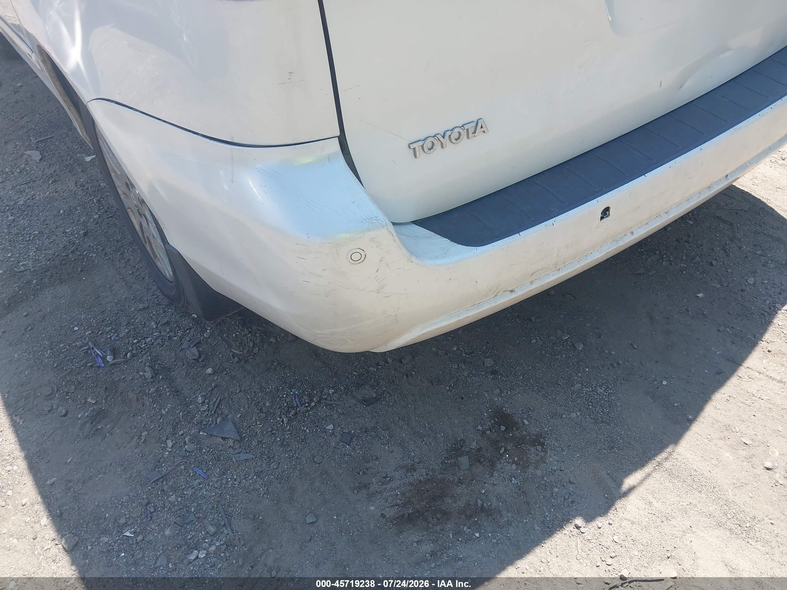 2008 Toyota Sienna Limited Белый vin: 5TDBK22C08S014768