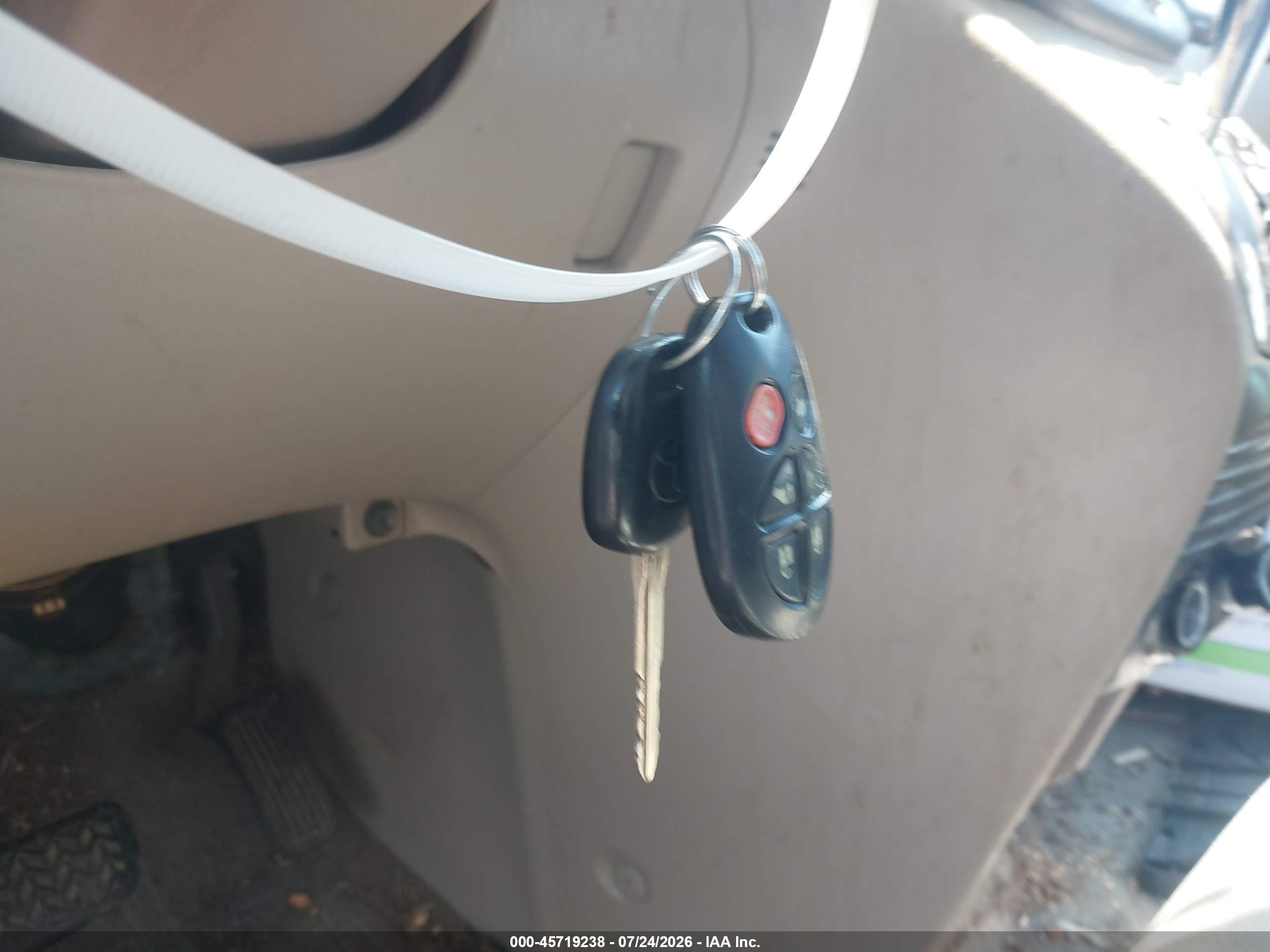 2008 Toyota Sienna Limited Белый vin: 5TDBK22C08S014768