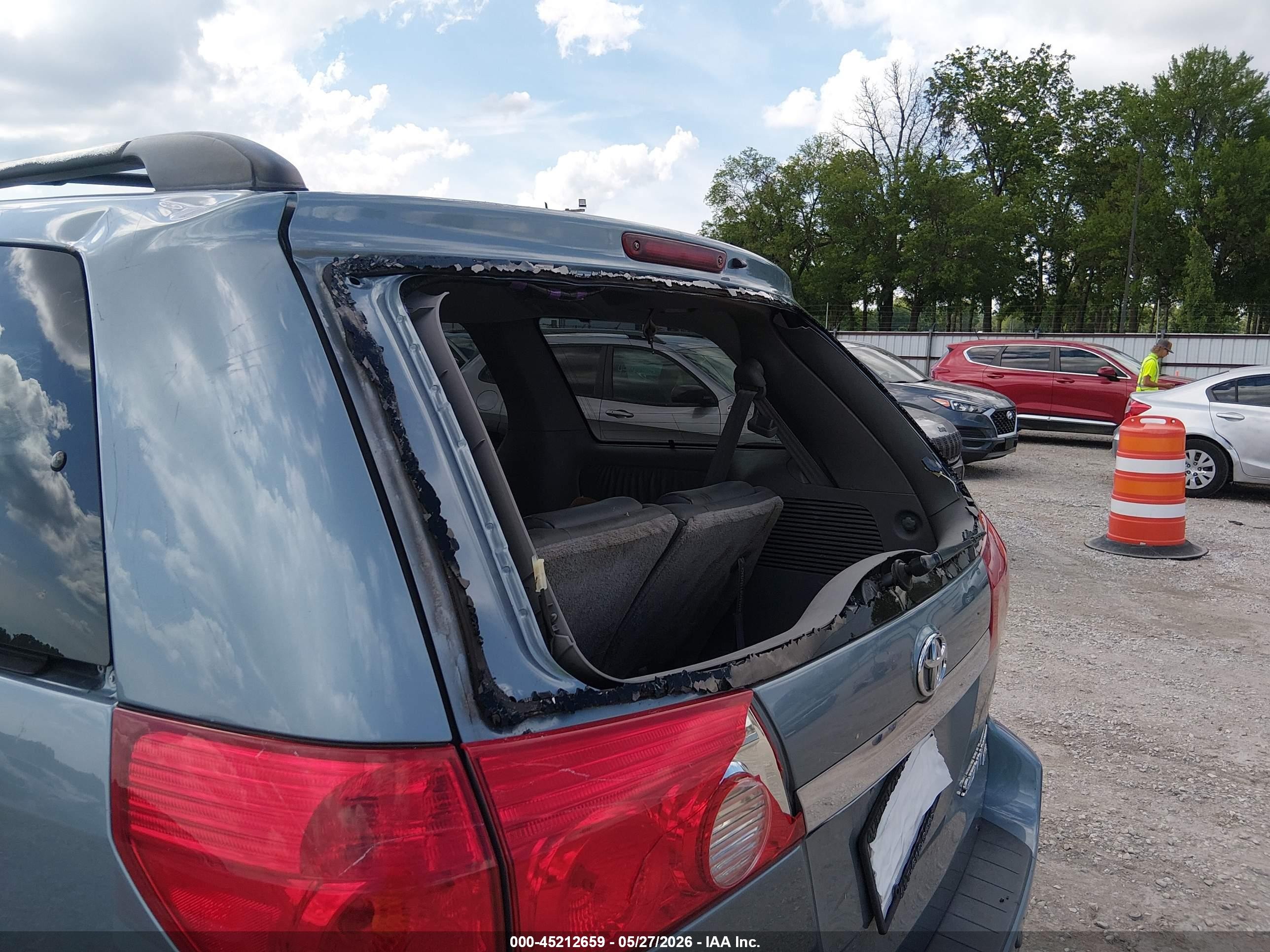 2008 Toyota Sienna Limited Blue vin: 5TDBK22C08S014981