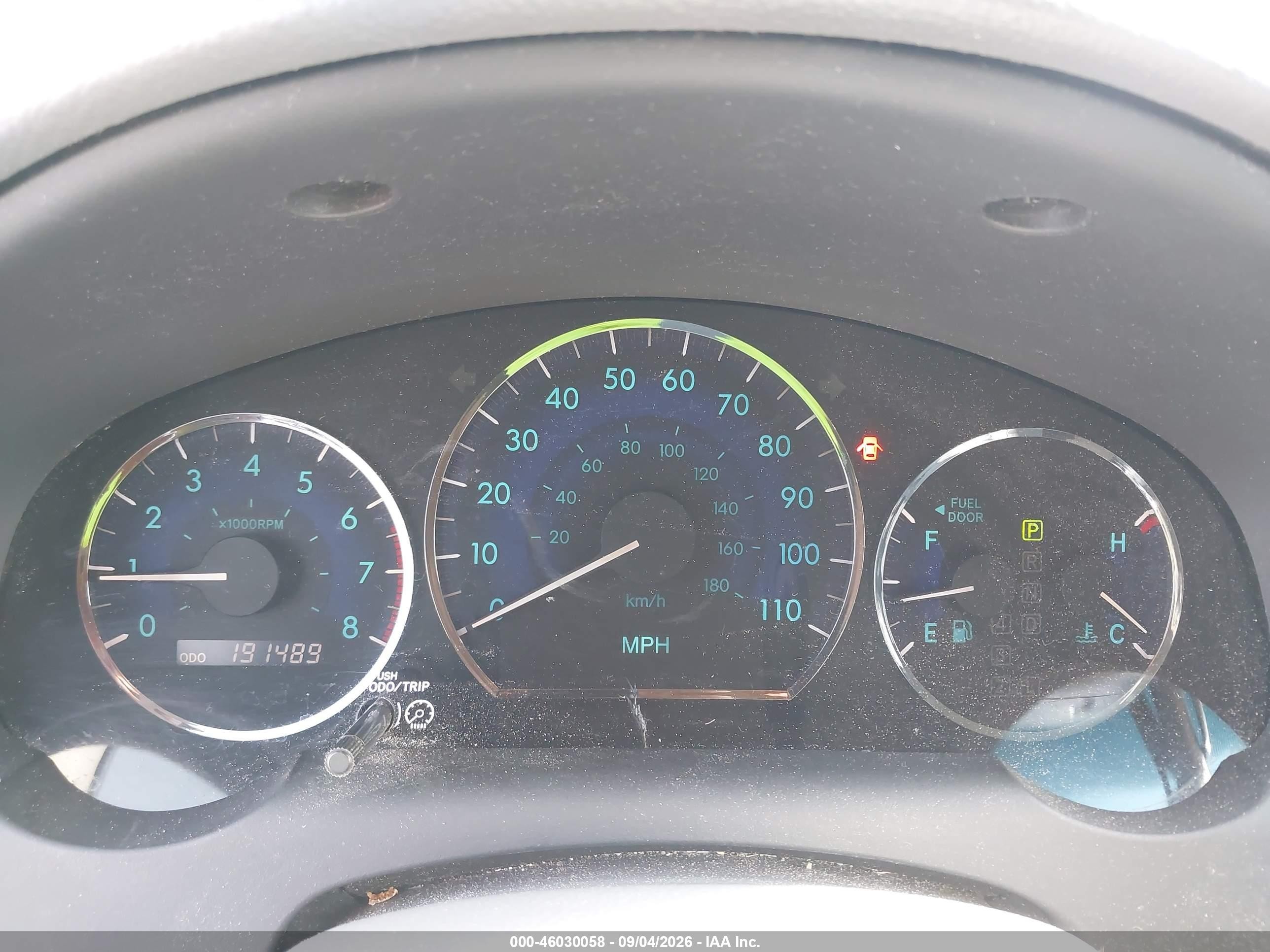 2008 Toyota Sienna Limited Silver vin: 5TDBK22C08S016889