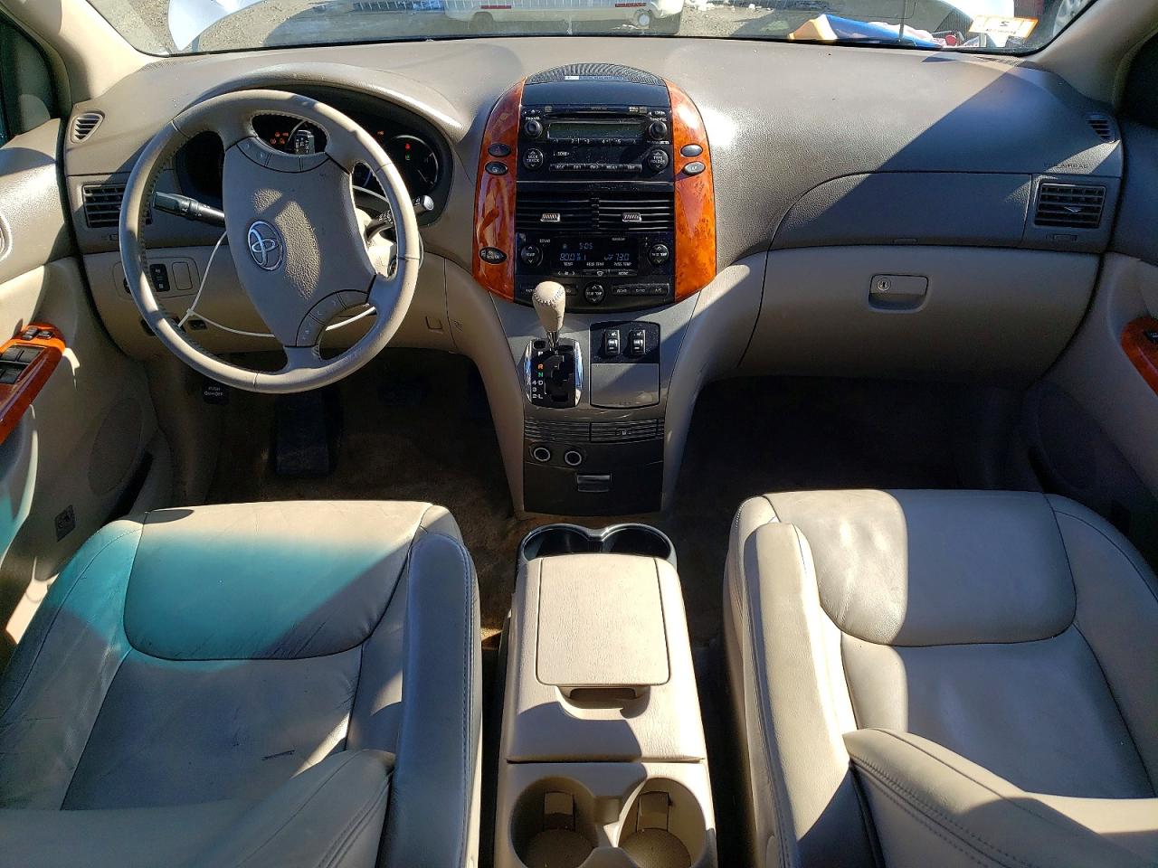 2008 Toyota Sienna Xle White vin: 5TDBK22C08S019968