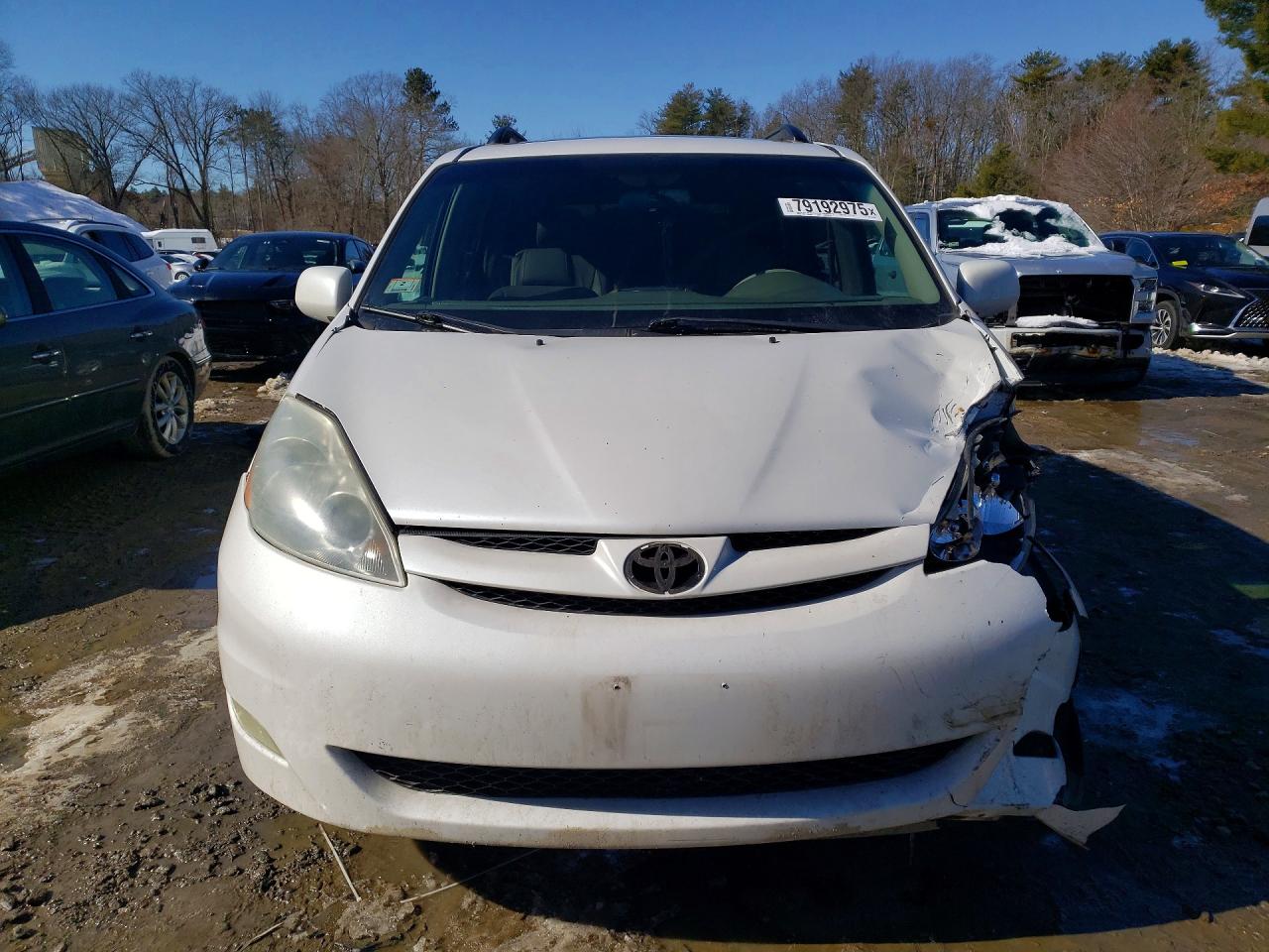 2008 Toyota Sienna Xle White vin: 5TDBK22C08S019968