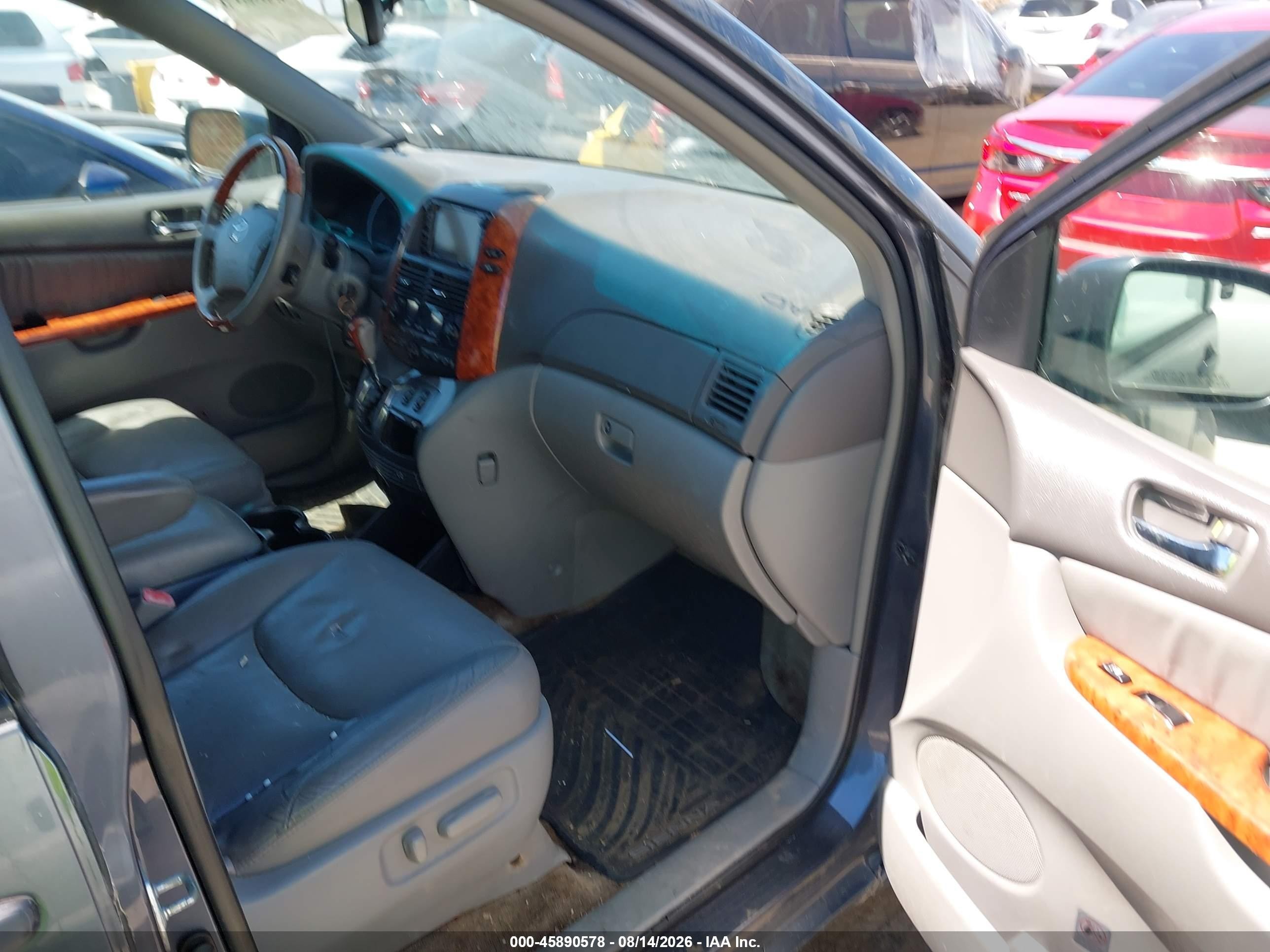 2008 Toyota Sienna Limited Gray vin: 5TDBK22C08S020408